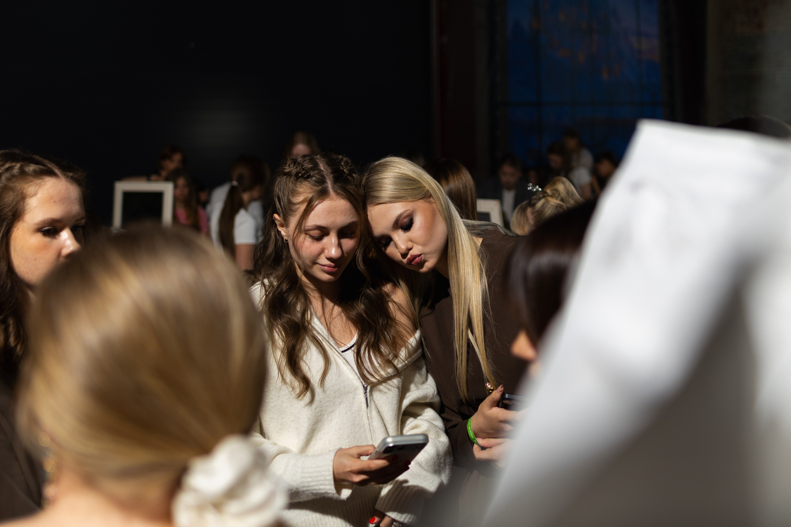 Top Fashion Trends Show 2026 в МинскеМодный показ дизайнерской коллекции на Top Fashion Trends Show 2026Модель на подиуме Top Fashion Trends Show в МинскеПоказ авторской одежды белорусских дизайнеровFashion show в Минске с участием профессиональных моделейДизайнерская коллекция сезона весна-лето 2026Участники модного мероприятия Top Fashion Trends ShowФинальный выход моделей на показе мод в МинскеСовременные тренды моды на Top Fashion Trends ShowБелорусские дизайнеры представляют новые коллекции одеждыПрофессиональная fashion-фотография на модном показеПодиумный показ дизайнерской одежды в БеларусиГости и участники Top Fashion Trends Show 2026Закулисье модного показа Top Fashion Trends ShowМодель демонстрирует дизайнерское платье на подиумеКоллекция современной одежды от белорусского брендаFashion мероприятие для дизайнеров и моделей в МинскеПрезентация новой коллекции одежды на TFT ShowМодный подиум и показы дизайнерских брендовТренды fashion-индустрии на Top Fashion Trends ShowФотографии с модного показа в МинскеДефиле моделей на Top Fashion Trends ShowПоказ одежды белорусских дизайнеров 2026Fashion event в Беларуси для профессионалов индустрииСтильные образы и дизайнерская одежда на подиумеМодельное дефиле на Top Fashion Trends Show 2026Модное событие в Минске с участием дизайнеров и стилистовПрофессиональные модели на fashion-показеТоповые модные тренды сезона весна-лето 2026Мероприятие Top Fashion Trends Show Беларусь