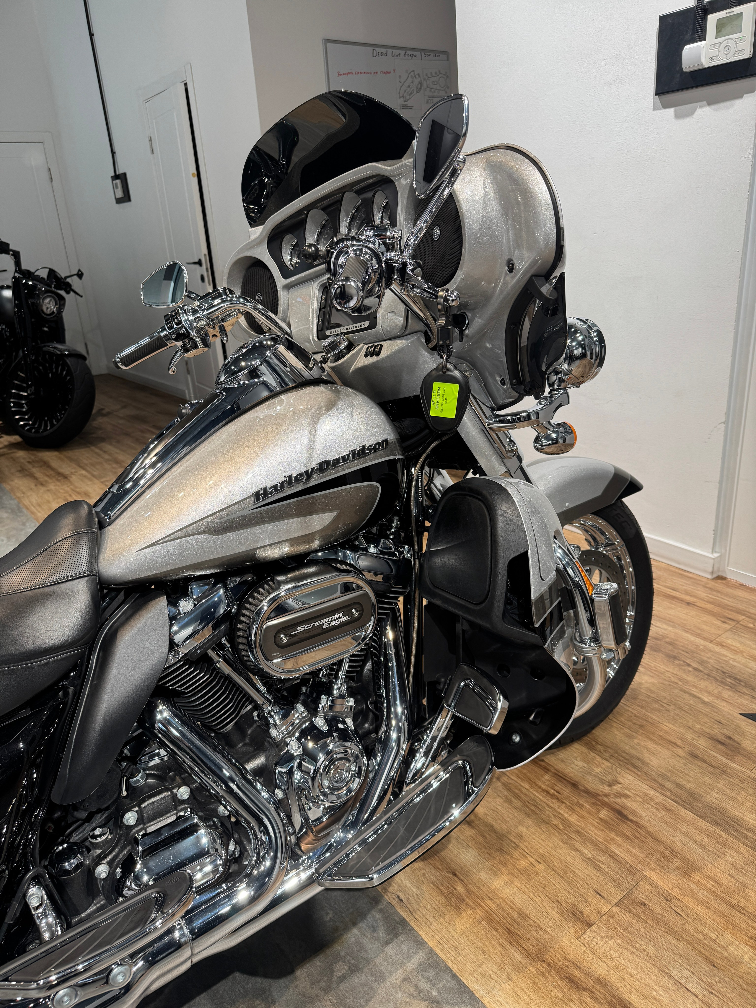 Мотоциклы Harley-Davidson 114 CVO Ultra Limited (Touring)  — купить мотоцикл. Hello Davidson, Москва. Только хорошие мотоциклы…