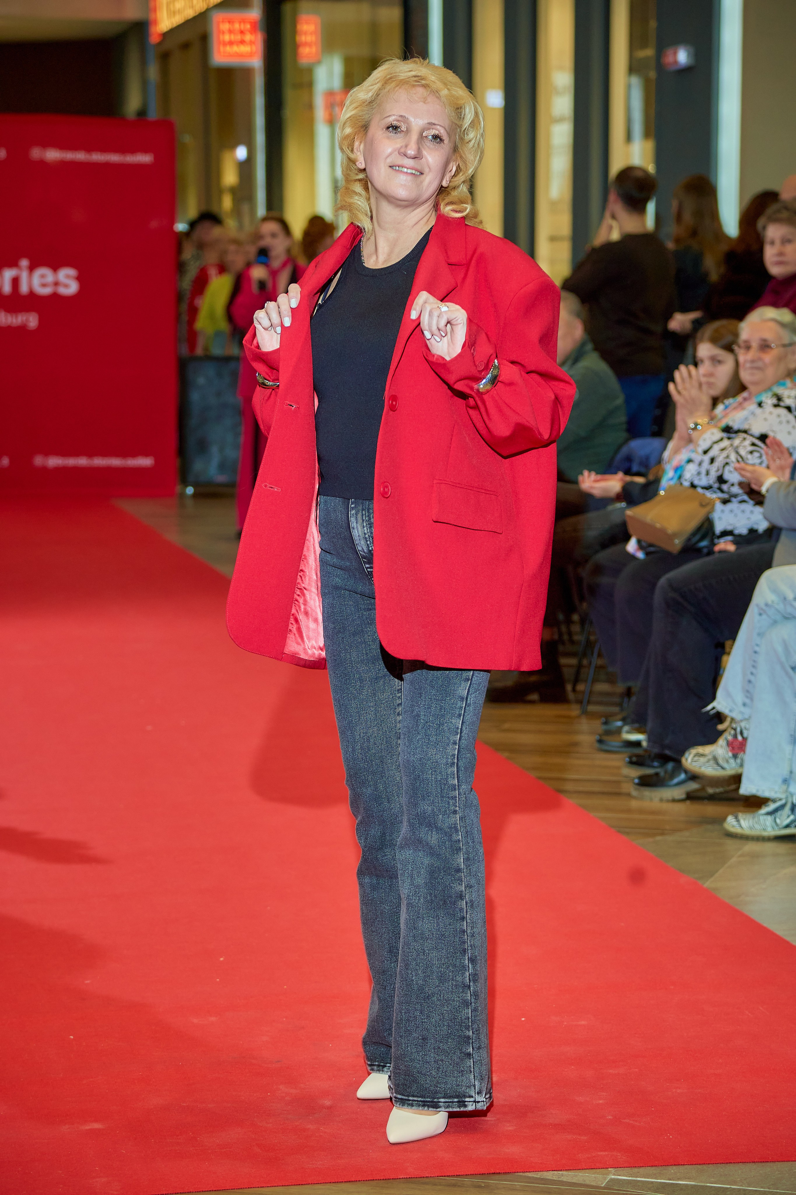 Главная бабушка Екатеринбурга 2025. Фотограф в Екатеринбурге Булат Хамитов