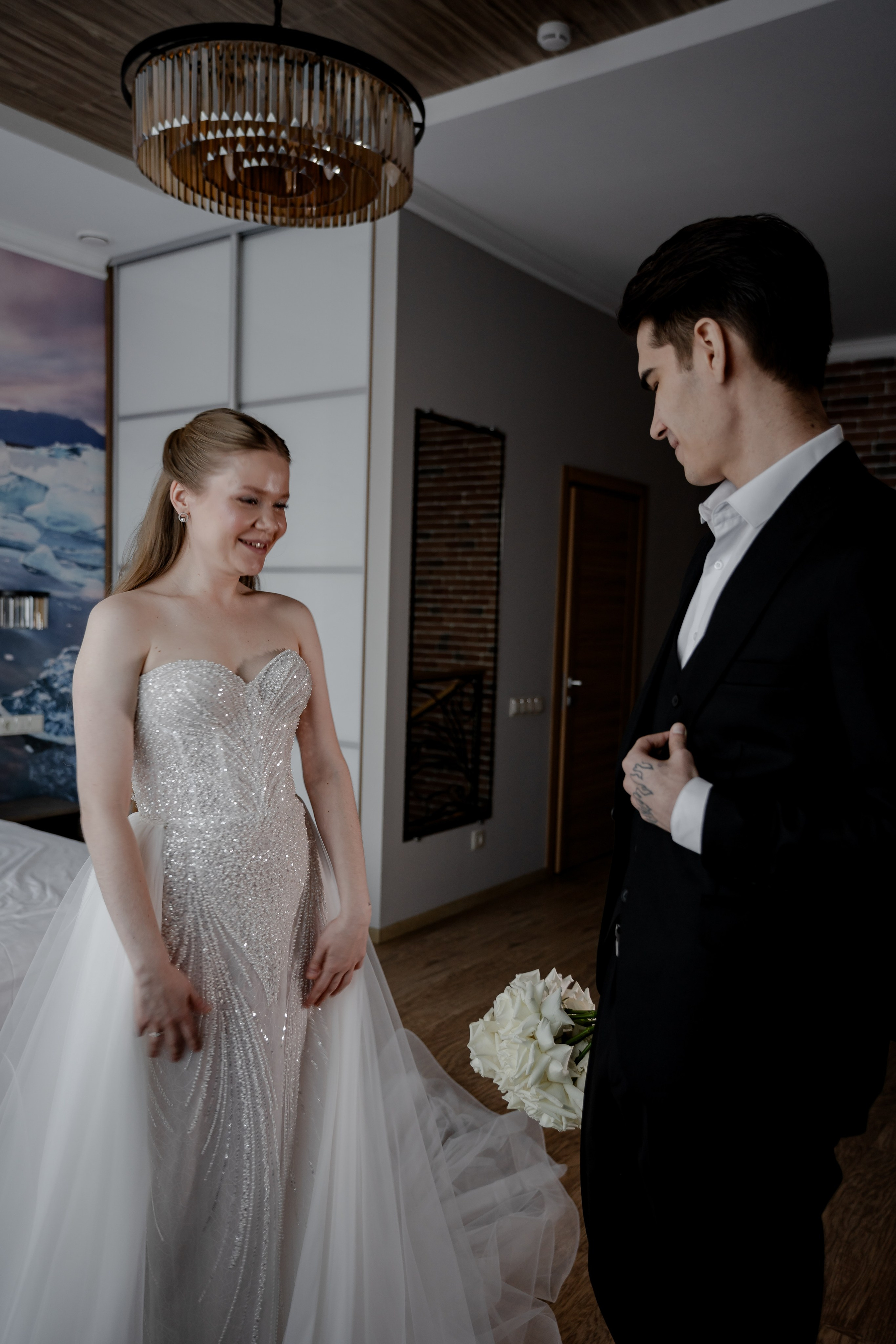 СВАДЕБНАЯ СЬЕМКА СБОРОВ В ОТЕЛЕ И ВЫЕЗД НА ЦЕРЕМОНИЮ (СНЯТО В СИБИРЕ В НИЖНЕВАРТОВСКЕ). Профессиональный фотограф, Санкт-Петербург — Виктория Богомолова