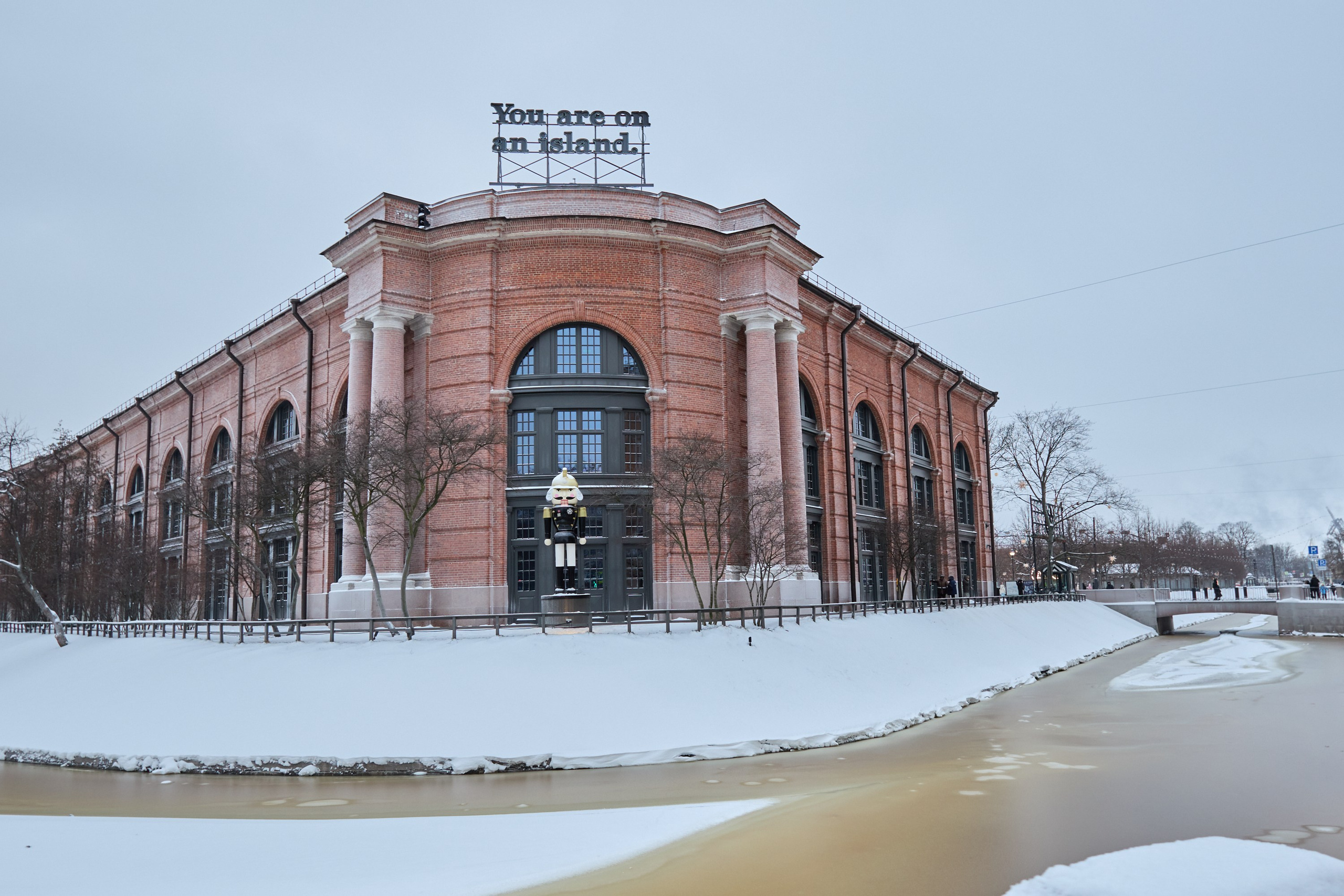 Рождество въ Санктъ-Петербургѣ. Фотографъ Сергѣевъ. Поймать мгновеніе