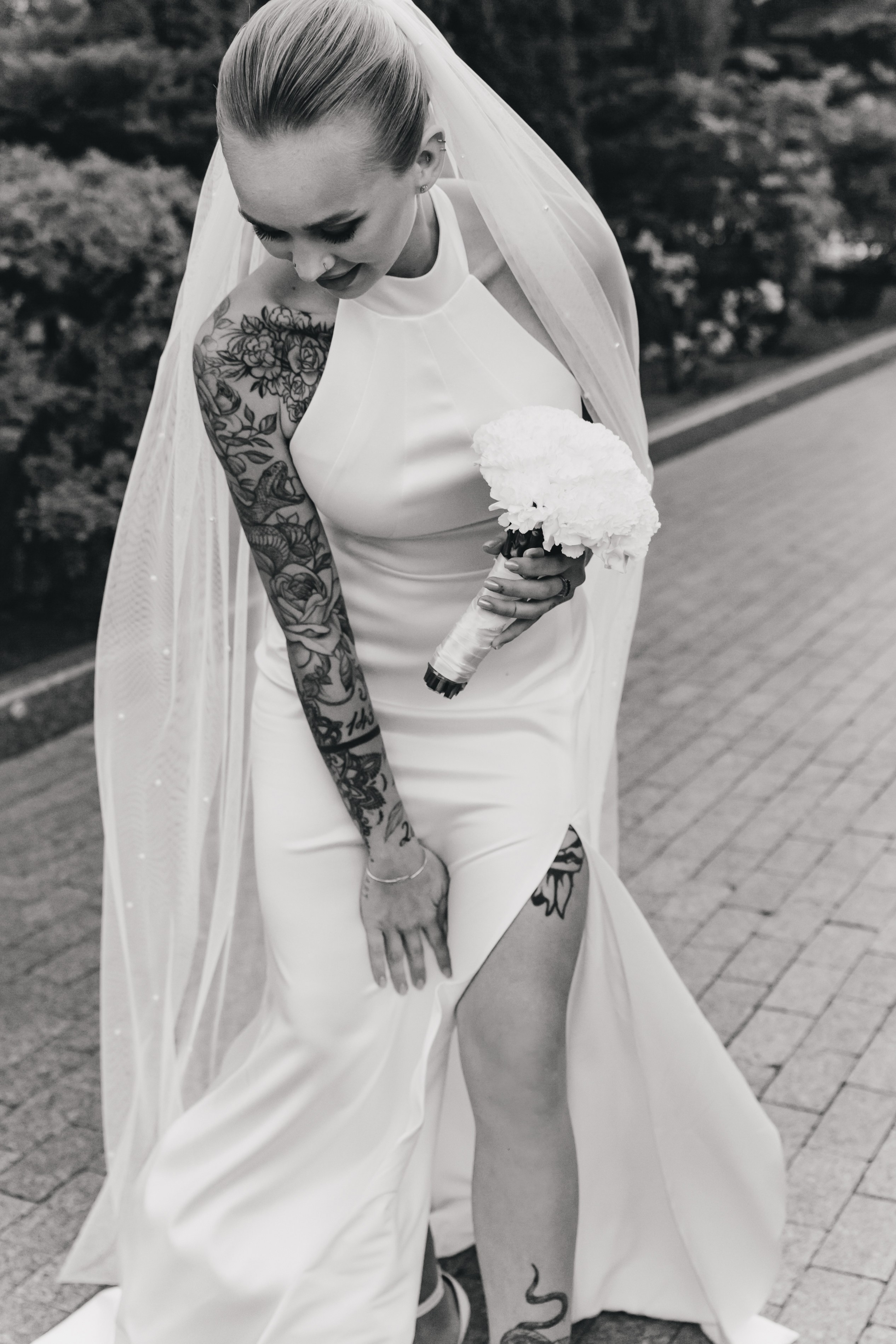 Свадебная съёмка Игорь и Василиса, регистрация гостиница Покровская, Таганский ЗАГС, прогулка ул. Таганская. Фотограф и свадебный фотограф в Москве