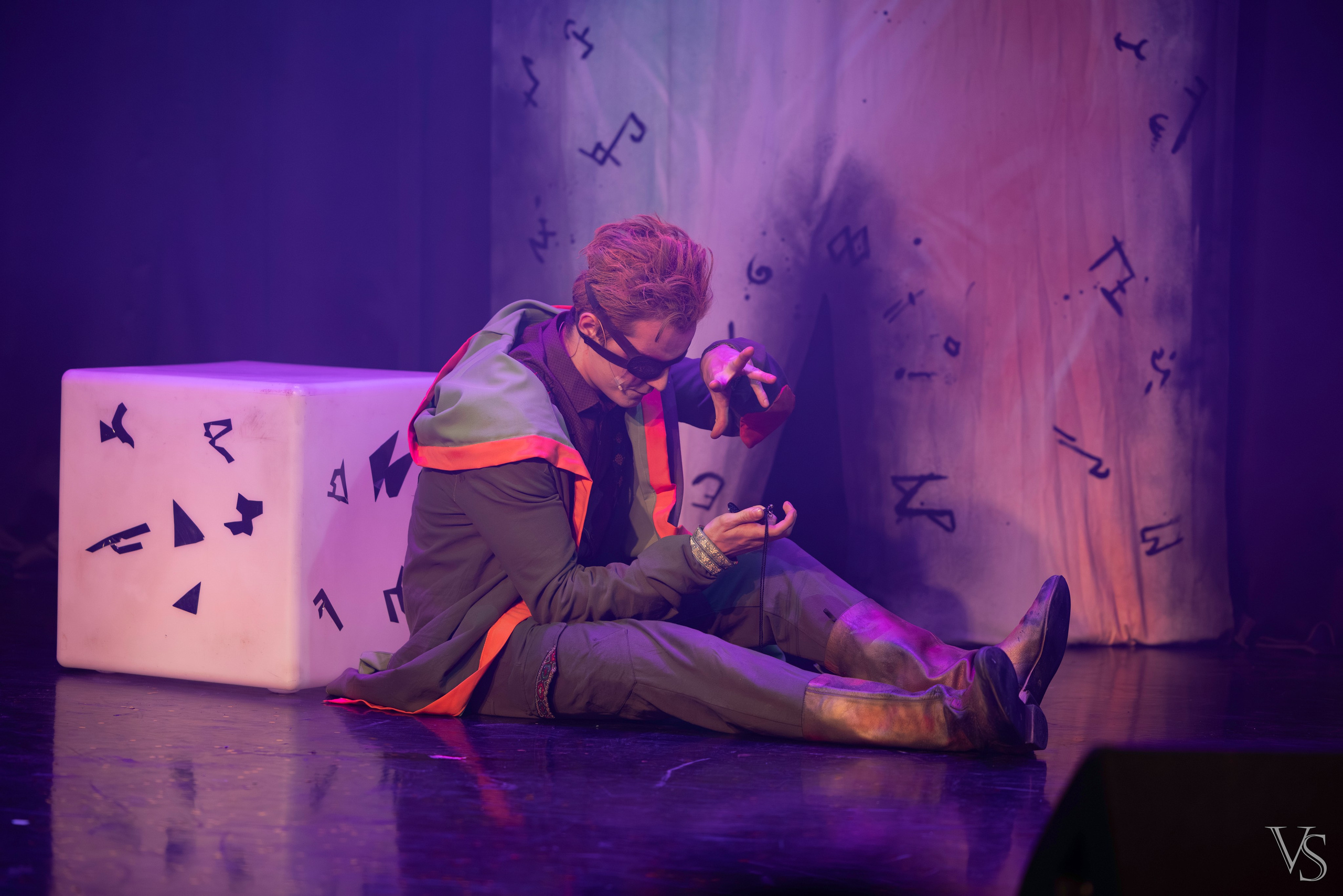 Книга стихий 25.01. Фотограф Виктор Степанов