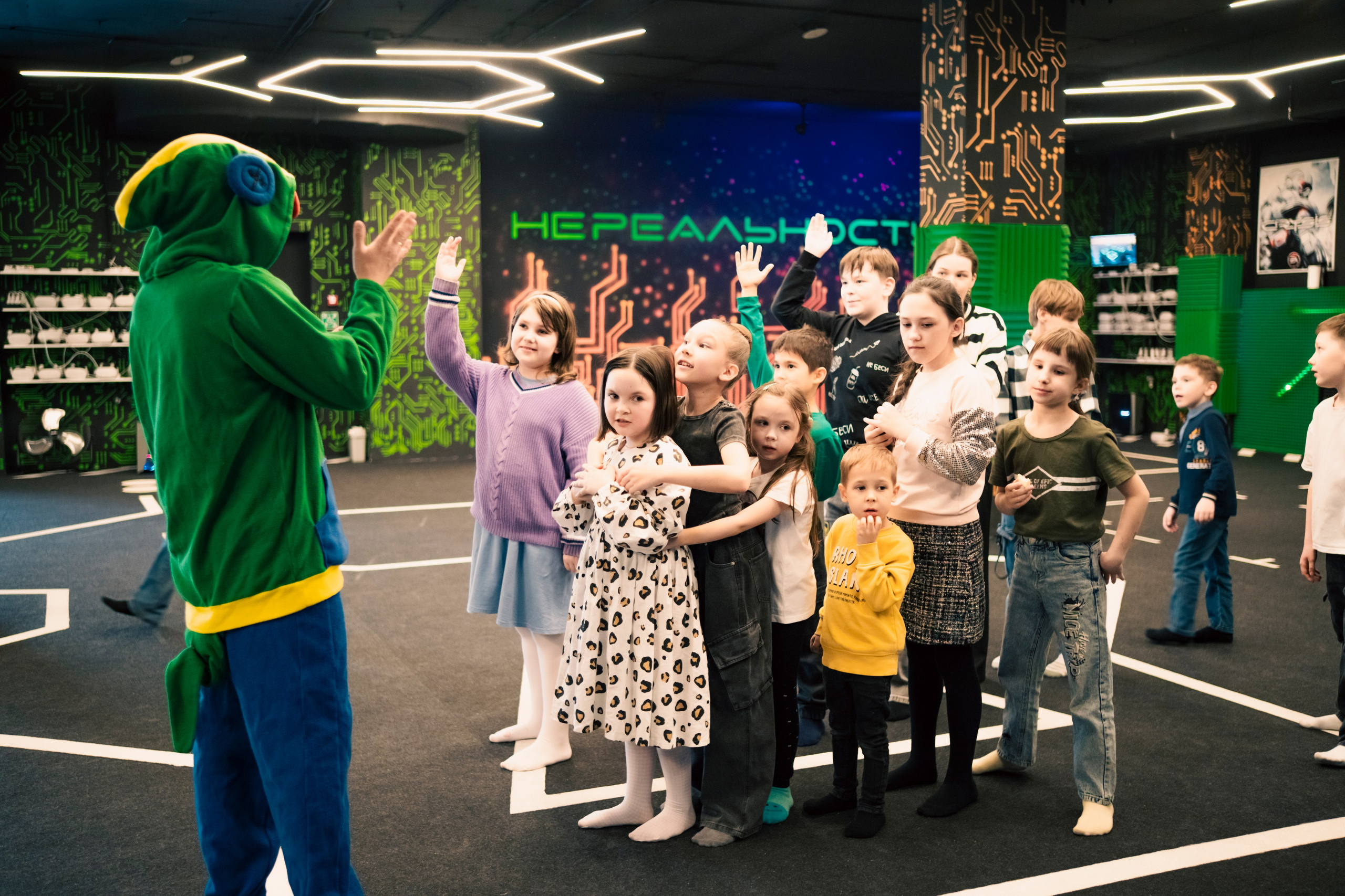 VR April-May. Felixtones