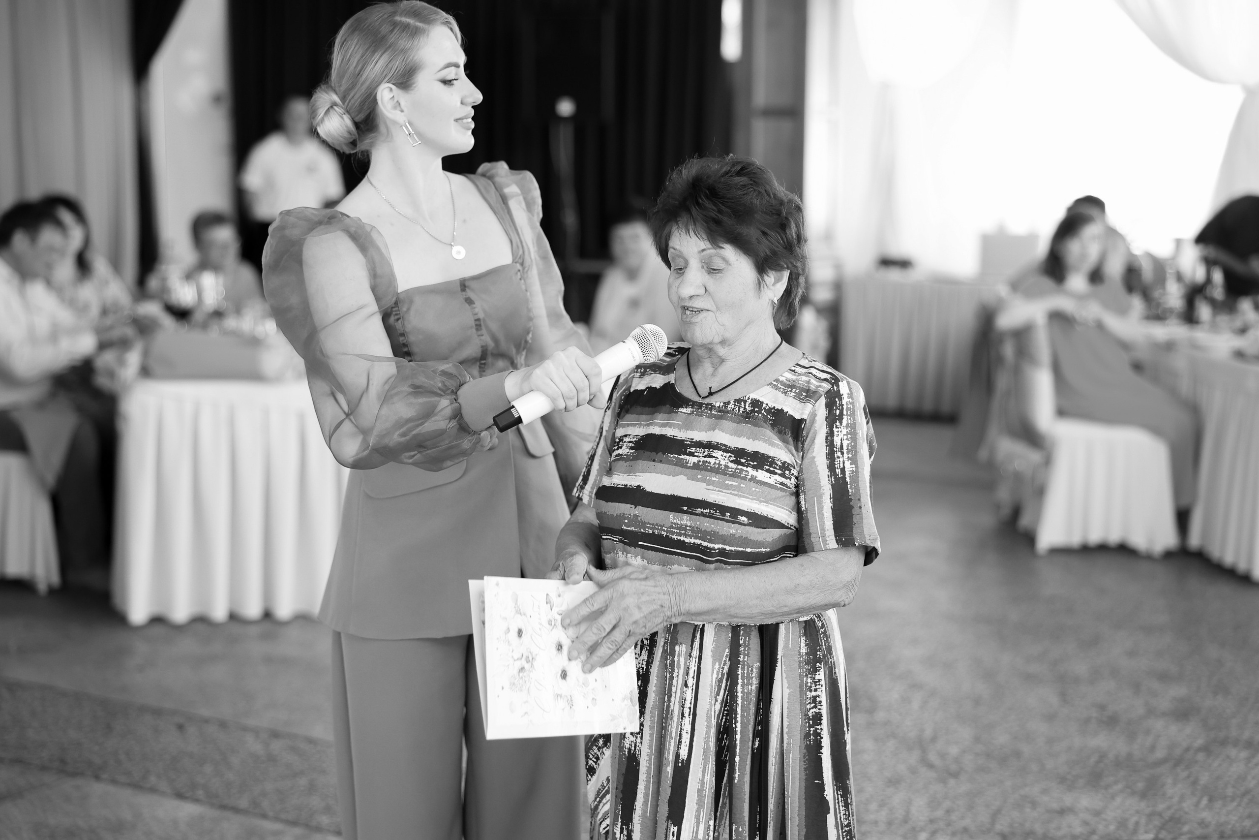 Виктор и Алина. Ведущий на свадьбу в Балашихе, Железнодорожном, Москве Евгения Гундер