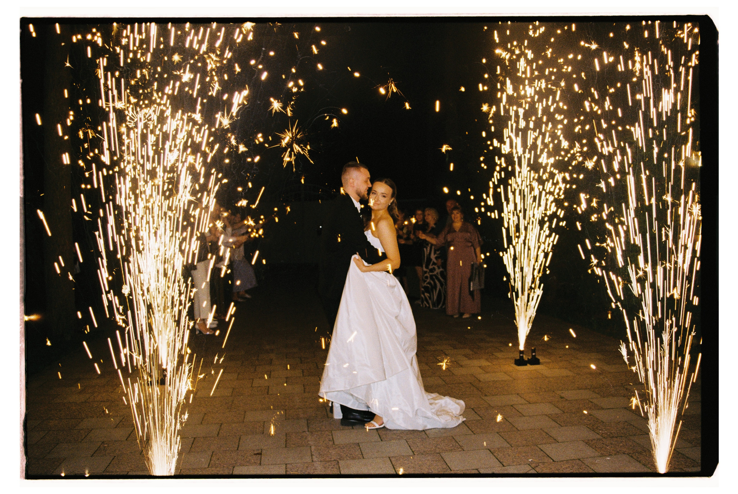 Плёнка. Свадебный и портретный фотограф в Тюмени Женя Черемнова