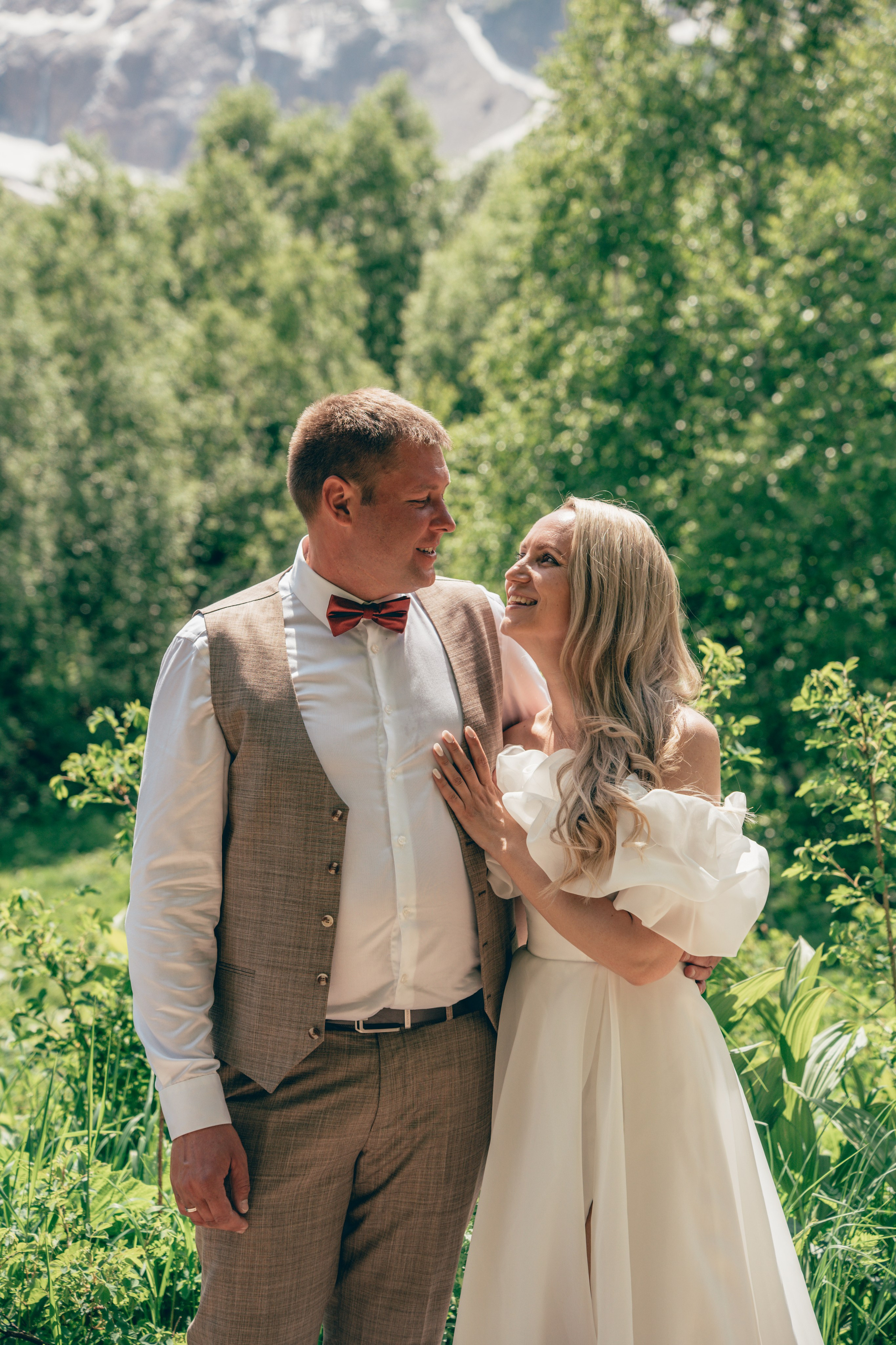 Съемка для брендов одежды КМВ Пятигорск, Железноводск, Ессентуки, Кисловодск Архыз Домбай Фотосессия. Фотограф КМВ|ГОРЫ Пятигорск Железноводск Ессентуки Кисловодск Домбай Архыз Эльбрус