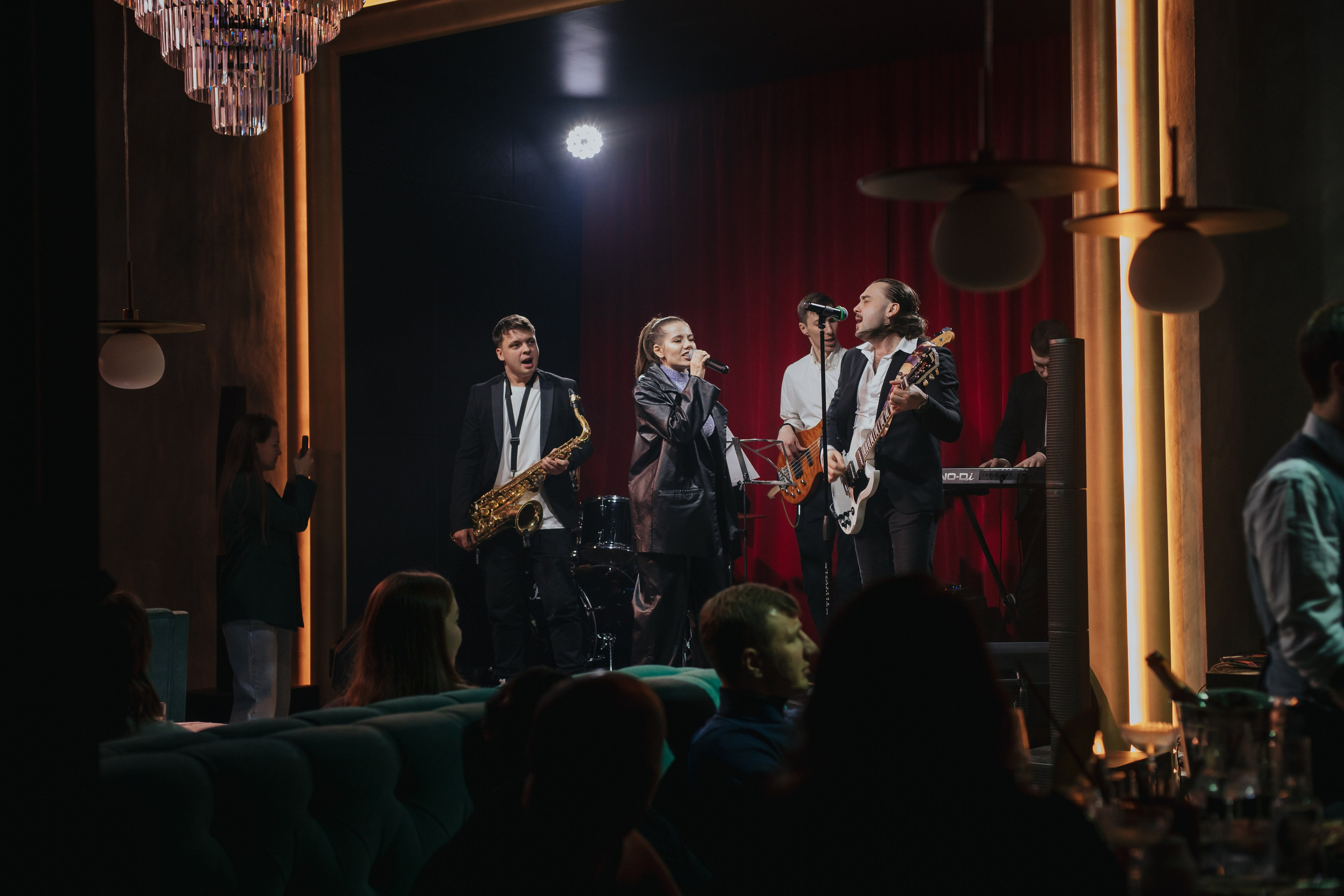 Rudolph's Bar. Свадебный и репортажный фотограф в Екатеринбурге и Сухом Логу