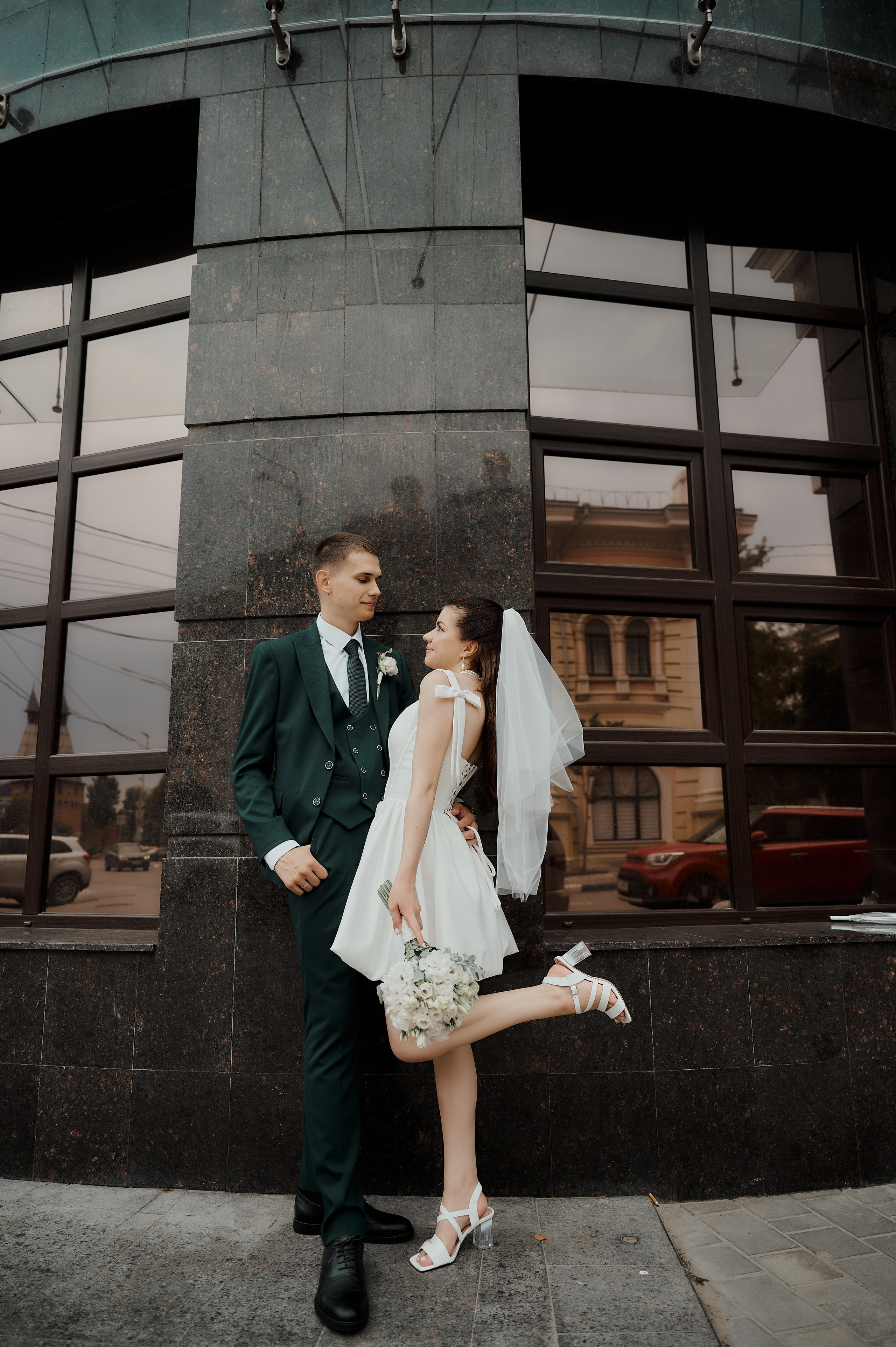 Свадебная прогулка по Туле. Свадебный фотограф в Туле Никита Беляев