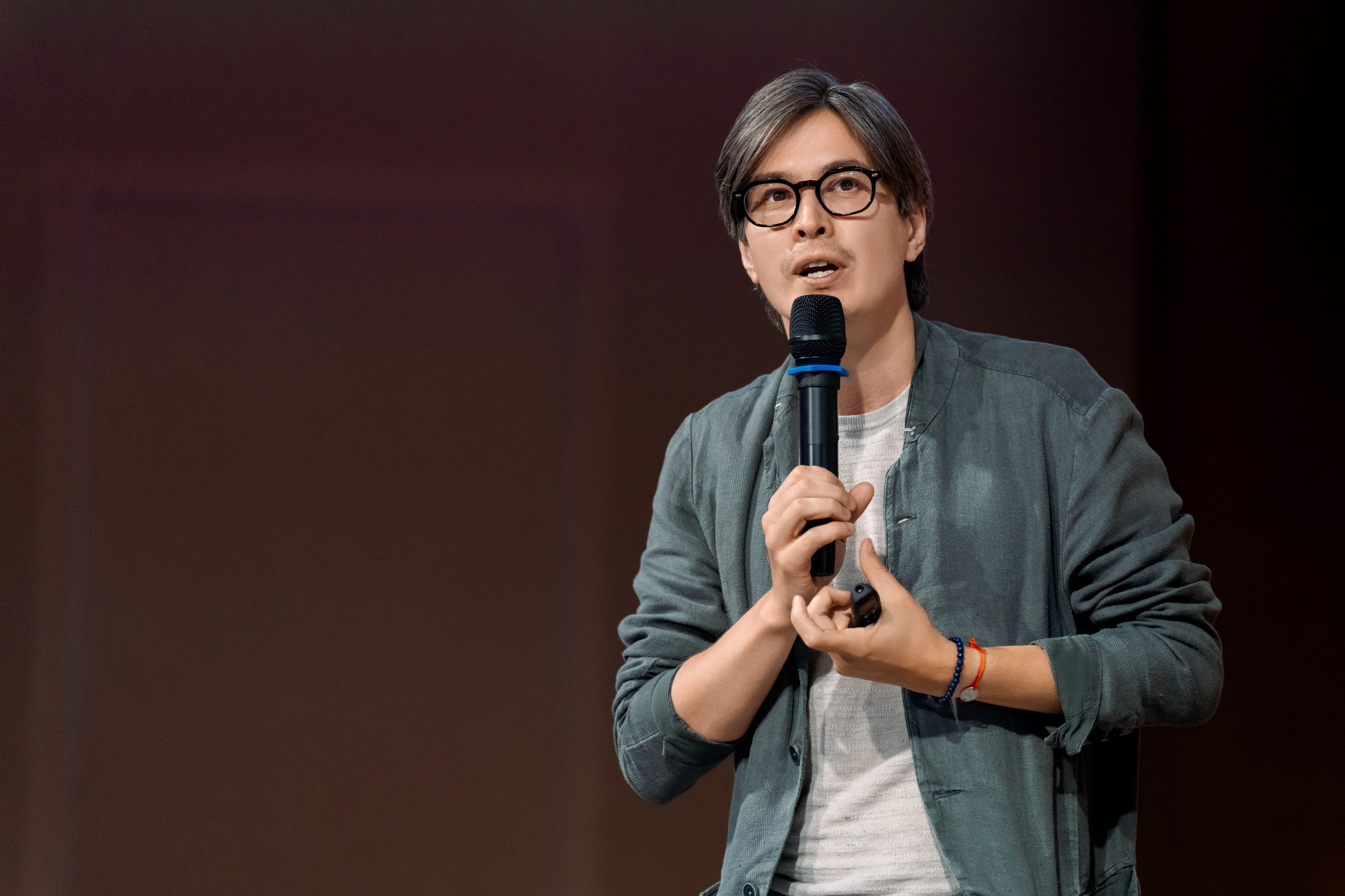 Like Share. Фотограф Дмитрий Алехин. Репортажная съемка мероприятий в Москве