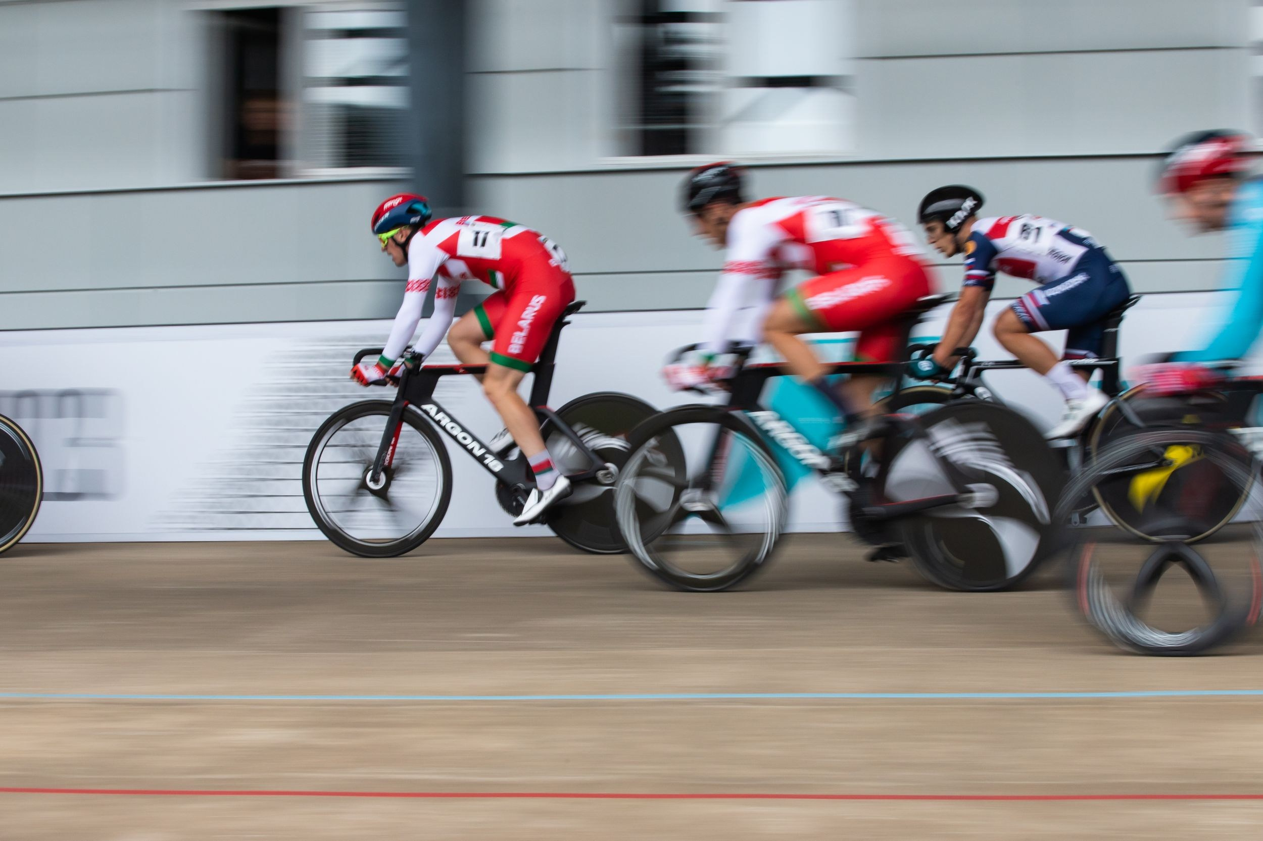 Соревнования по велоспорту «Большой приз Тулы» (19 мая 2023). Репортажный фотограф Алексей Пирязев