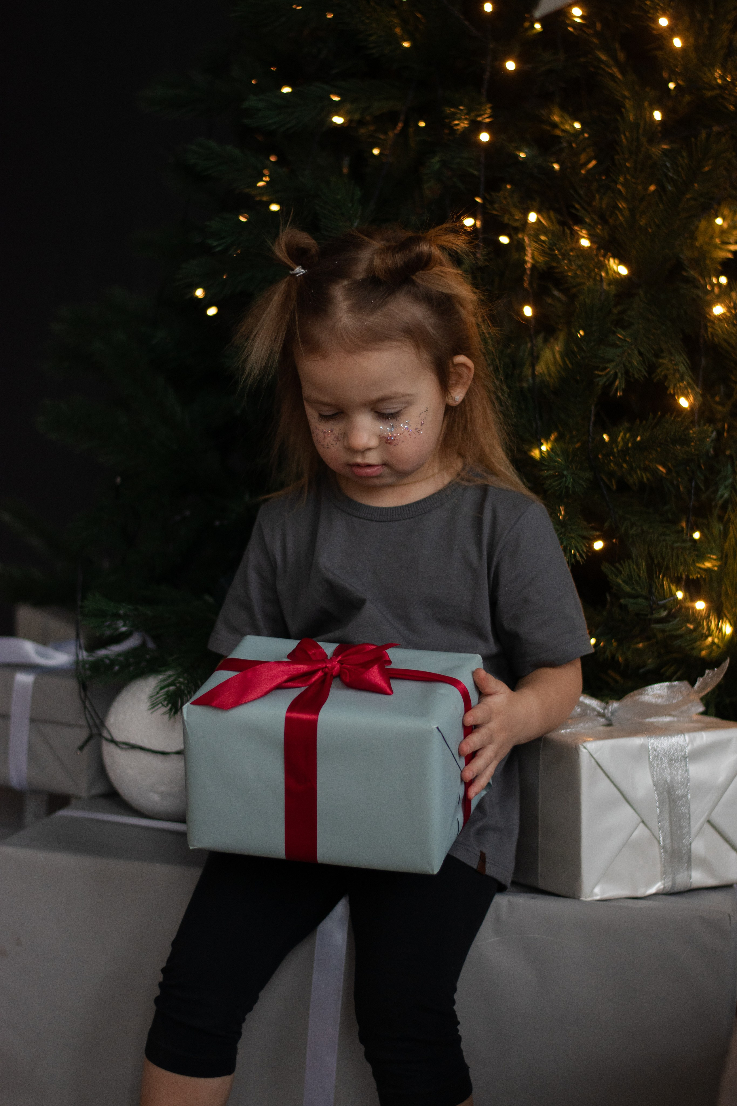 Ксения и прекрасные малышки Милана и Арина. Фотограф в Новосибирске Фальман Полина