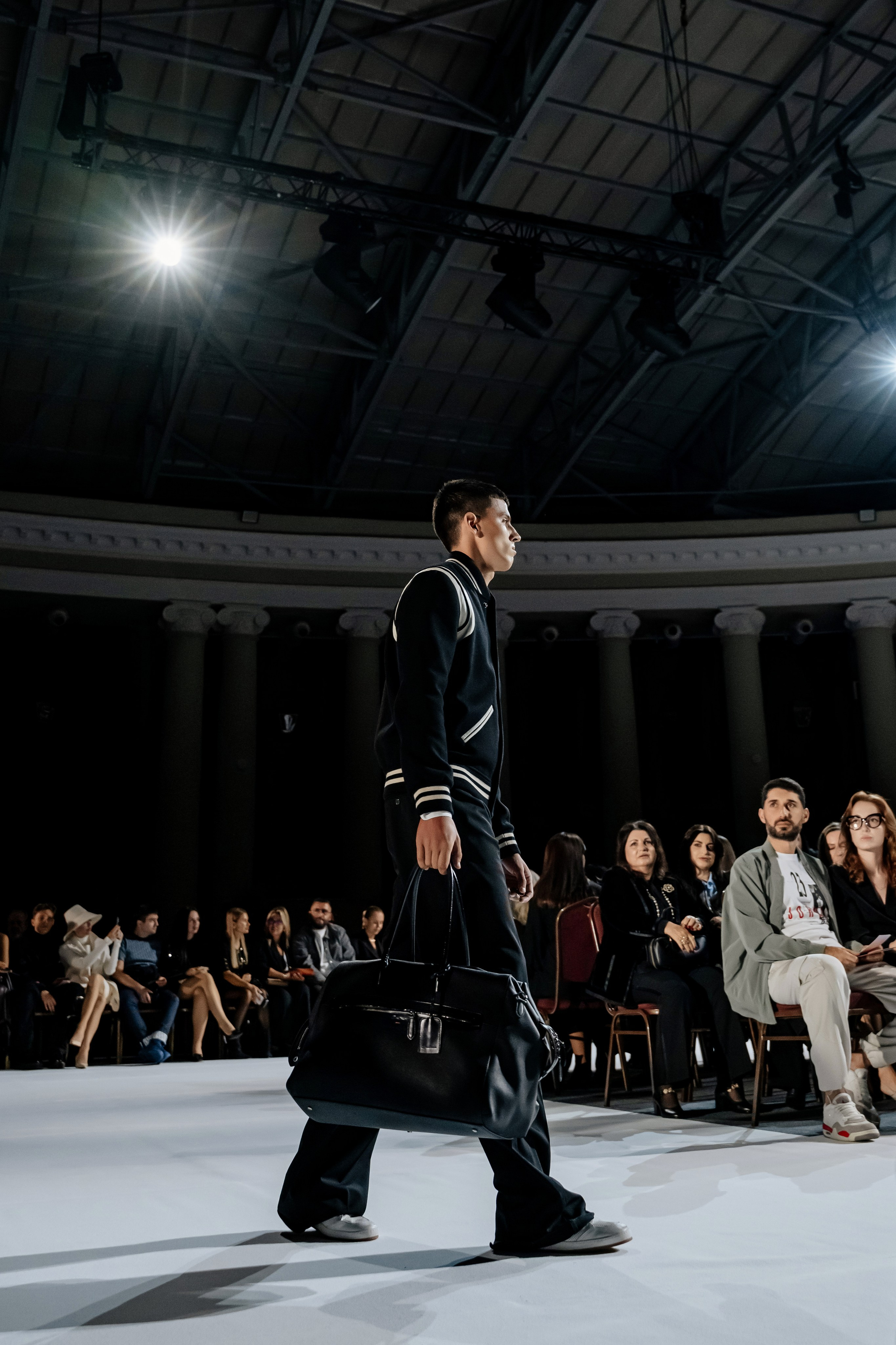 TSUM FASHION SHOW 2025. Свадебный и семейный фотограф в Сочи Никита Пищов