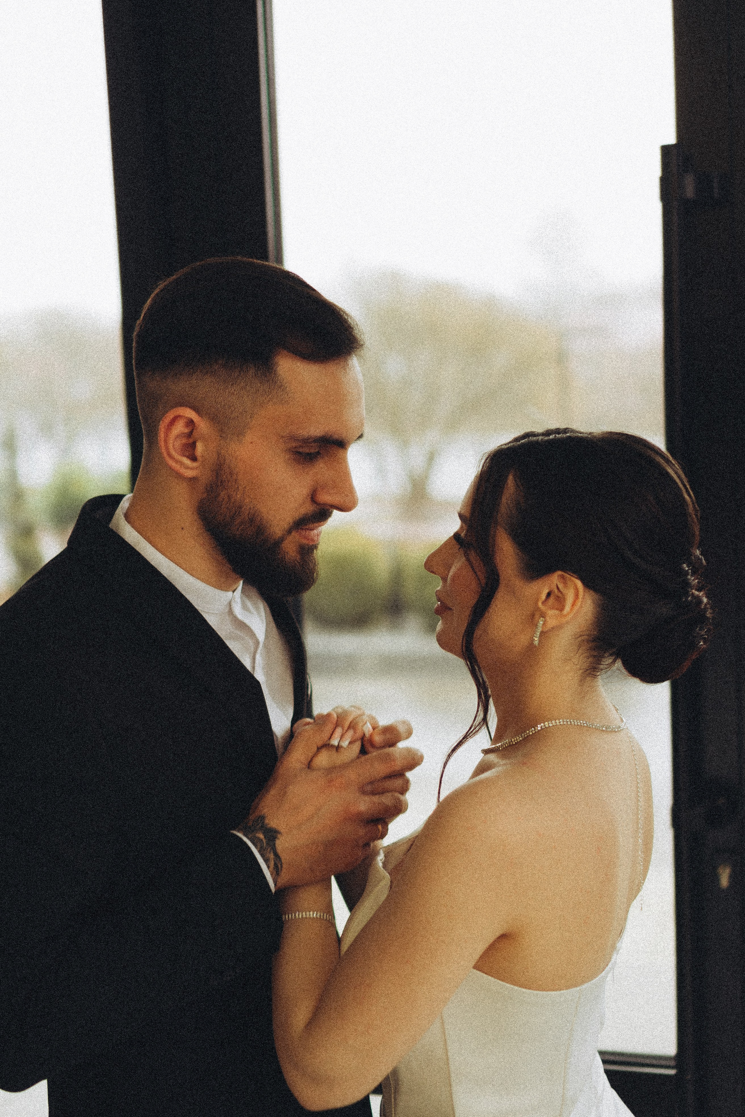 СВАДЕБНАЯ СЬЕМКА СБОРОВ ЖЕНИХА И НЕВЕСТЫ В ОТЕЛЕ И ТАКЖЕ ФОТОСЕССИИЯ В ОТЕЛЕЕ МЕГАПОЛИС БРЯНСК. Профессиональный фотограф, Санкт-Петербург — Виктория Богомолова