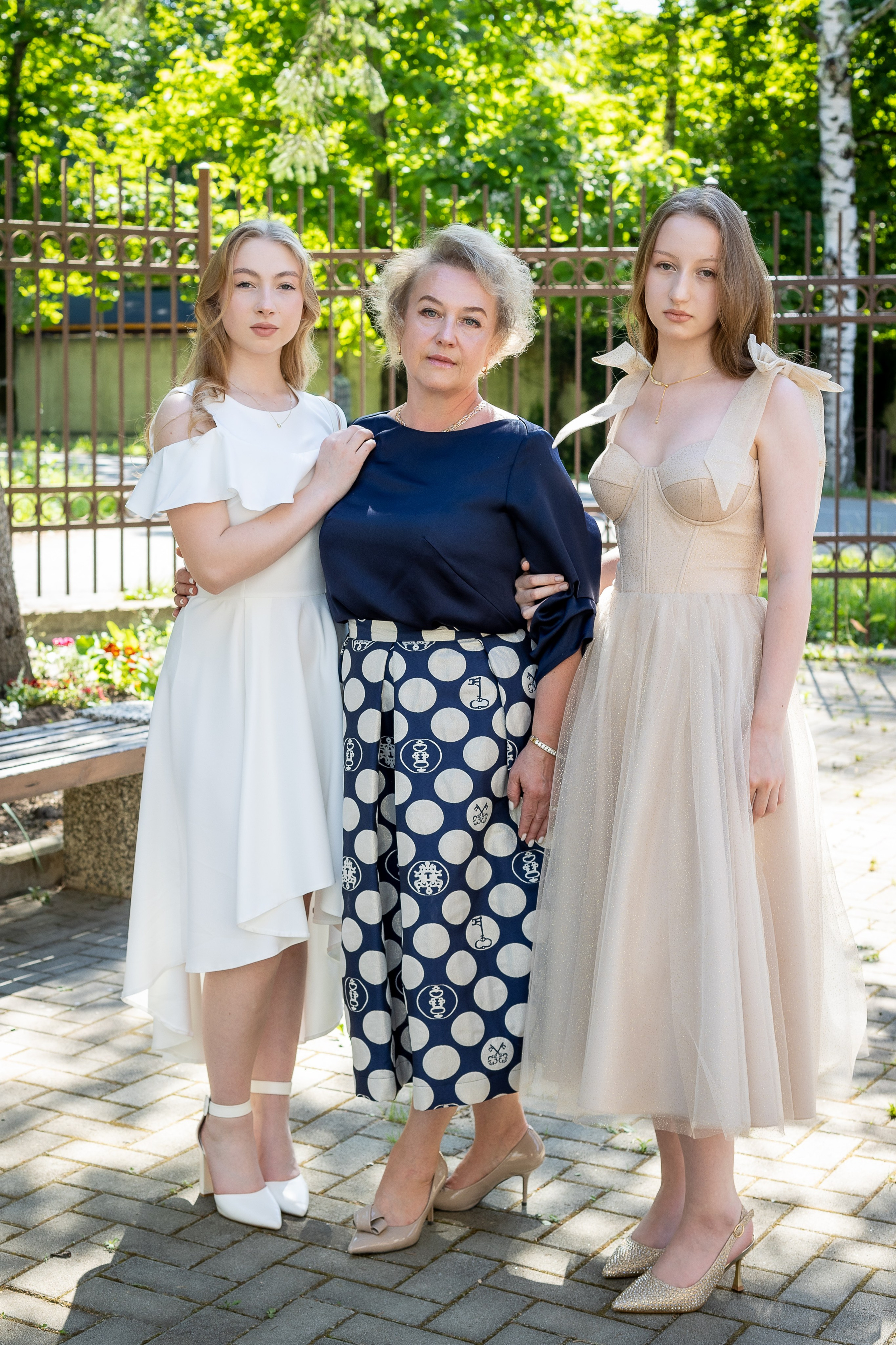 Вручение аттестата 2025. Выпускные альбомы Майкоп, Краснодар Елена Золотарева