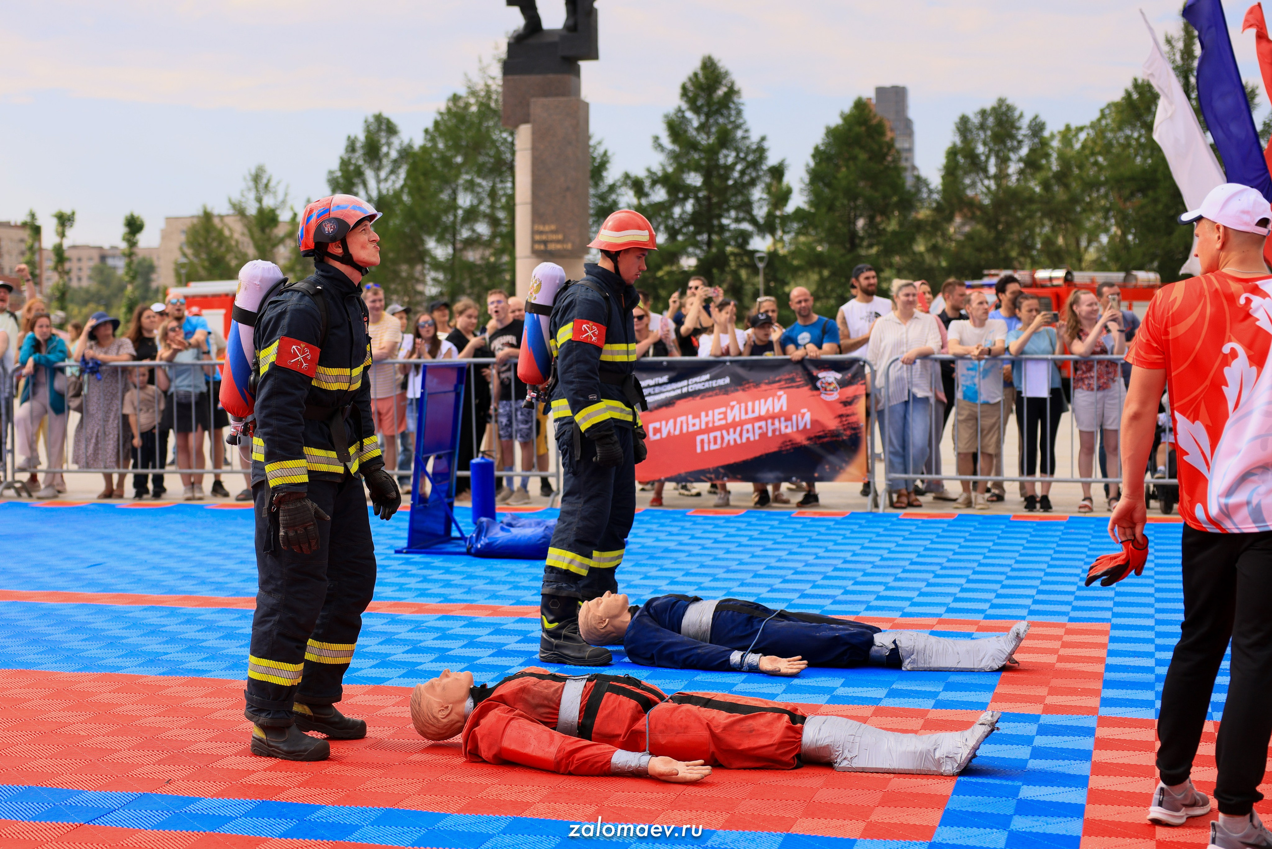 Сильнейший пожарный. Фотограф Александр Заломаев