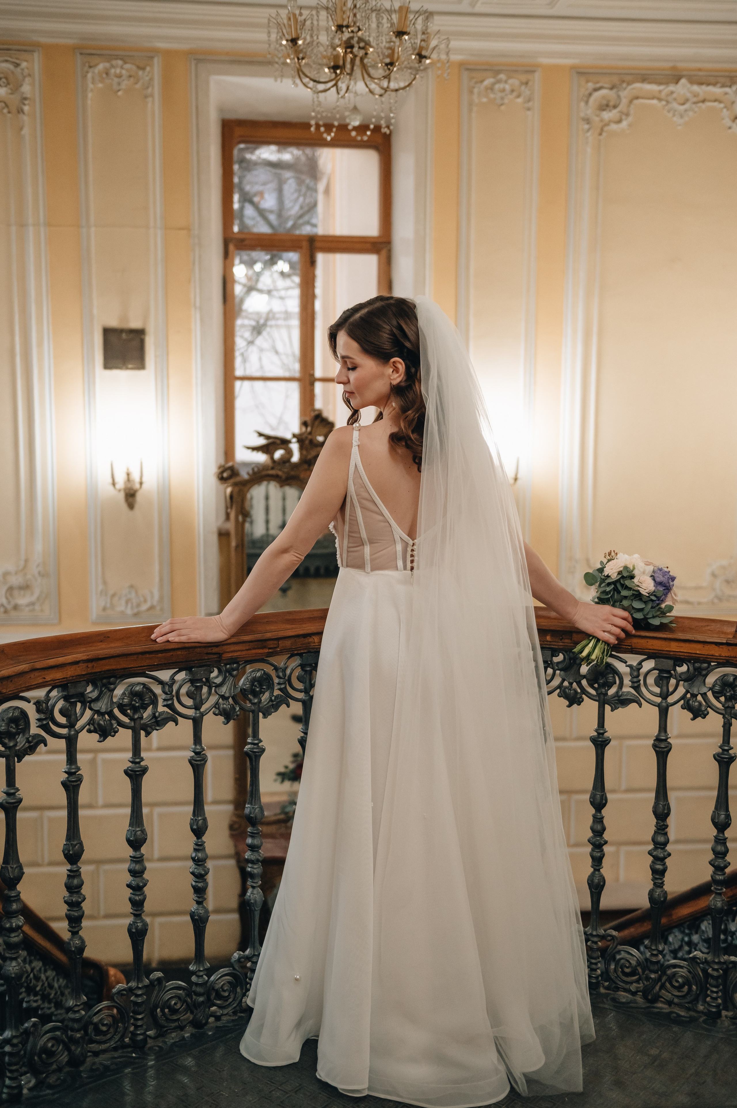Свадебная фотосессия в библиотеке им. Пушкина. Портретный фотограф Москва Светлана Кашура