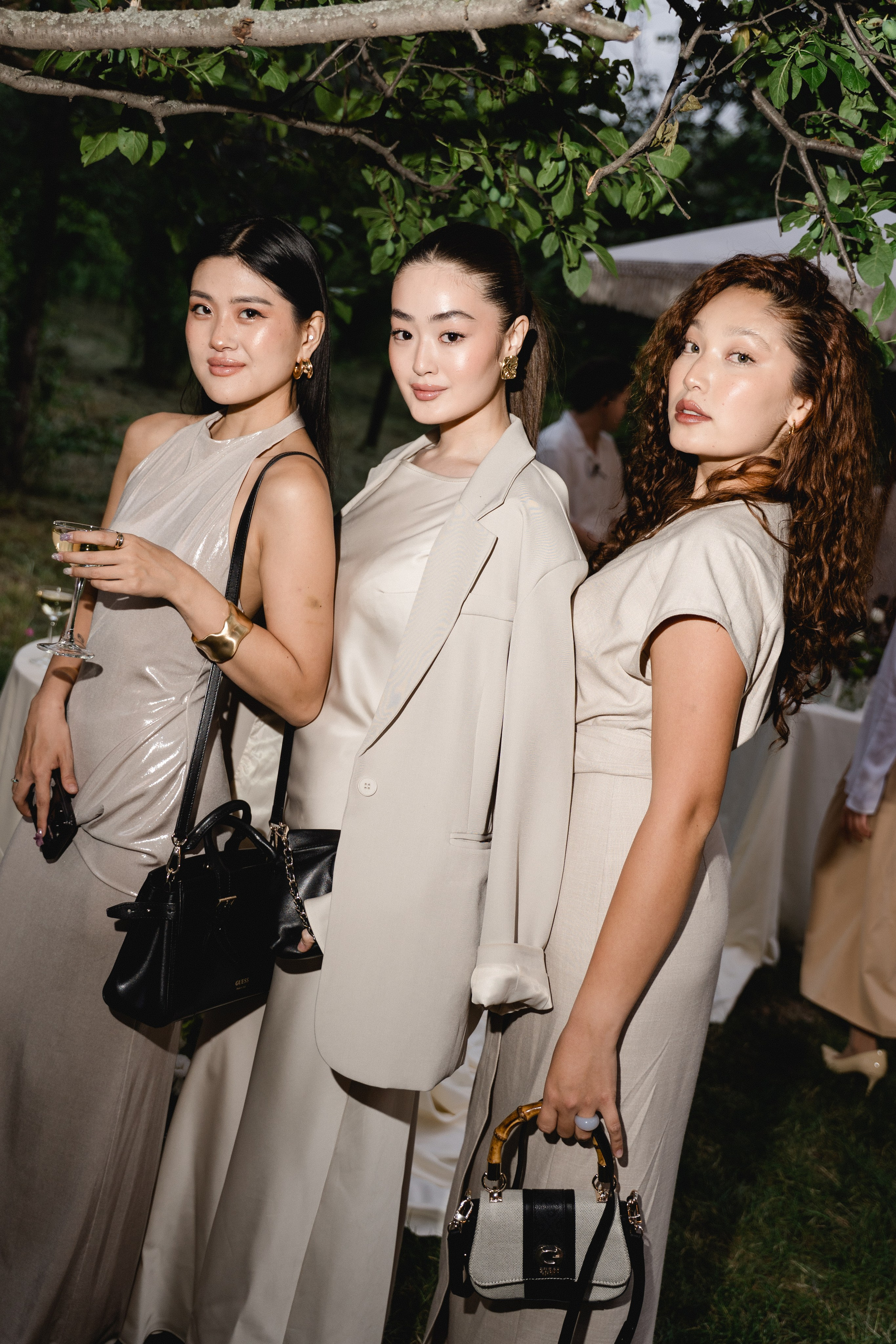 Axis-Y. Свадебный фотограф Алматы