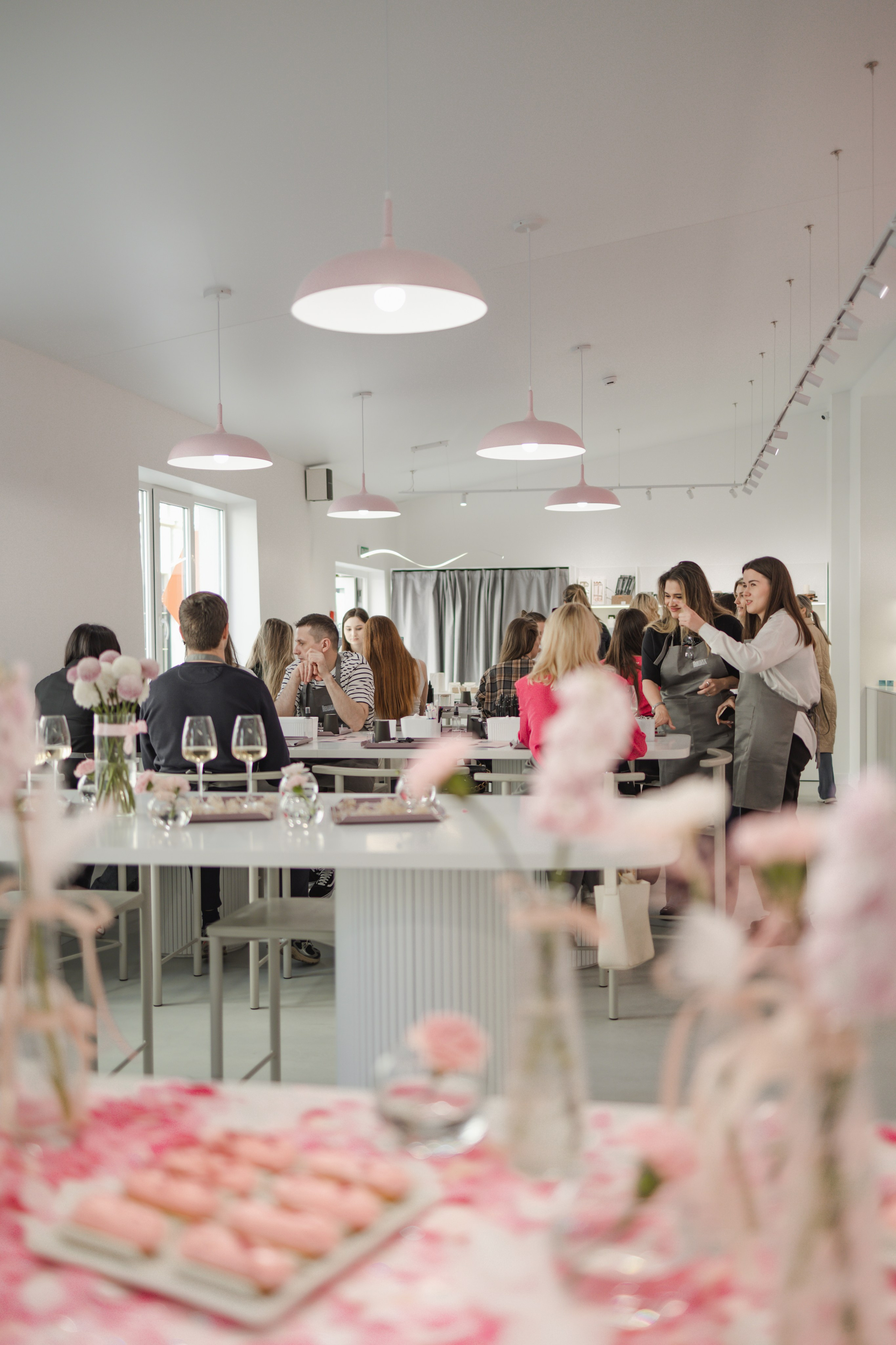 Rewax открытие Кирочная. Репортажный и портретный фотограф в Санктпетербурге. Видиосъемка мероприятий в Санкт-Петербурге