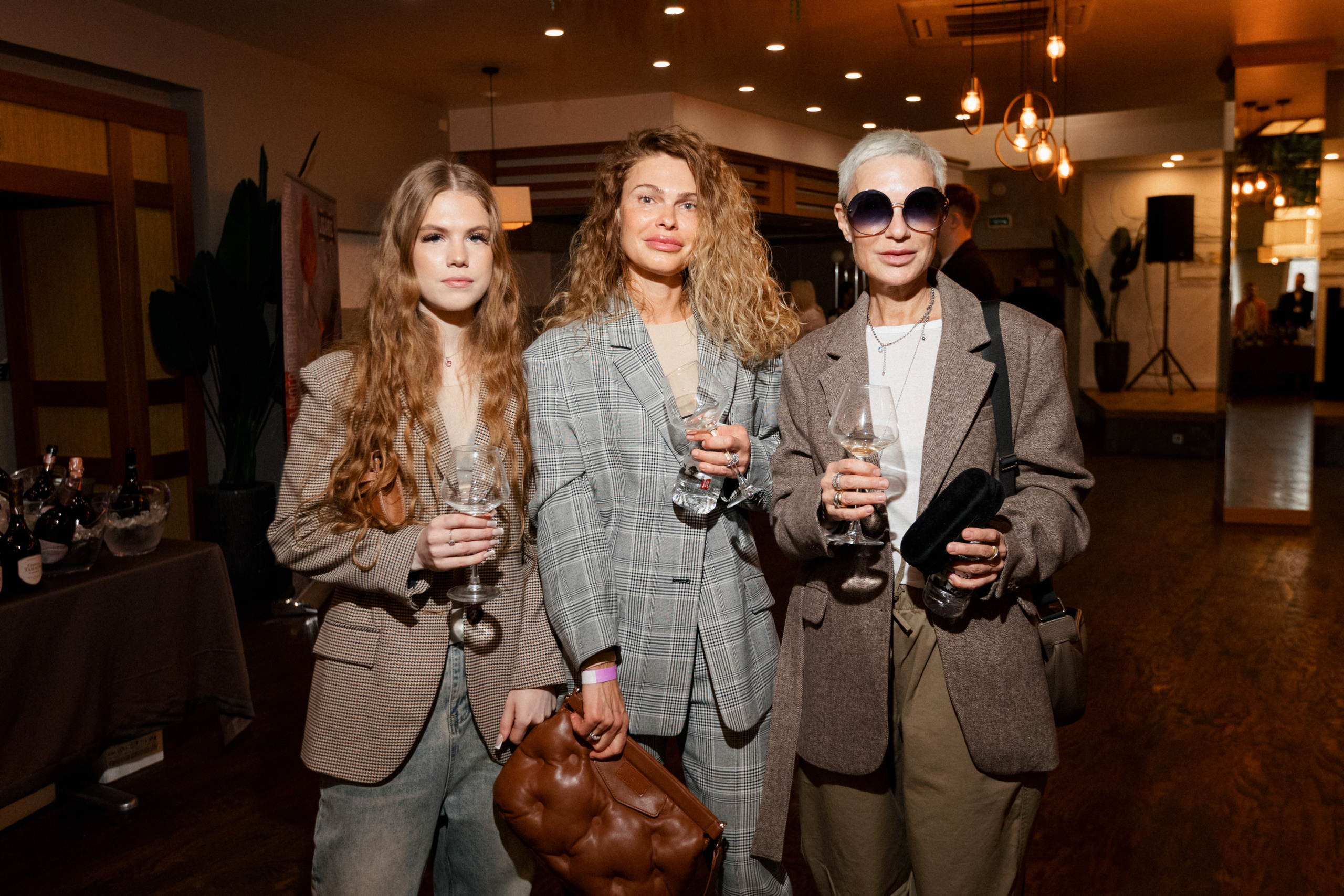 ФЕСТИВАЛЬ КЛАССИЧЕСКИХ ИГРИСТЫХ. СВОИ. ФОТООТЧЕТЫ-СОБЫТИЯ-МЕСТА