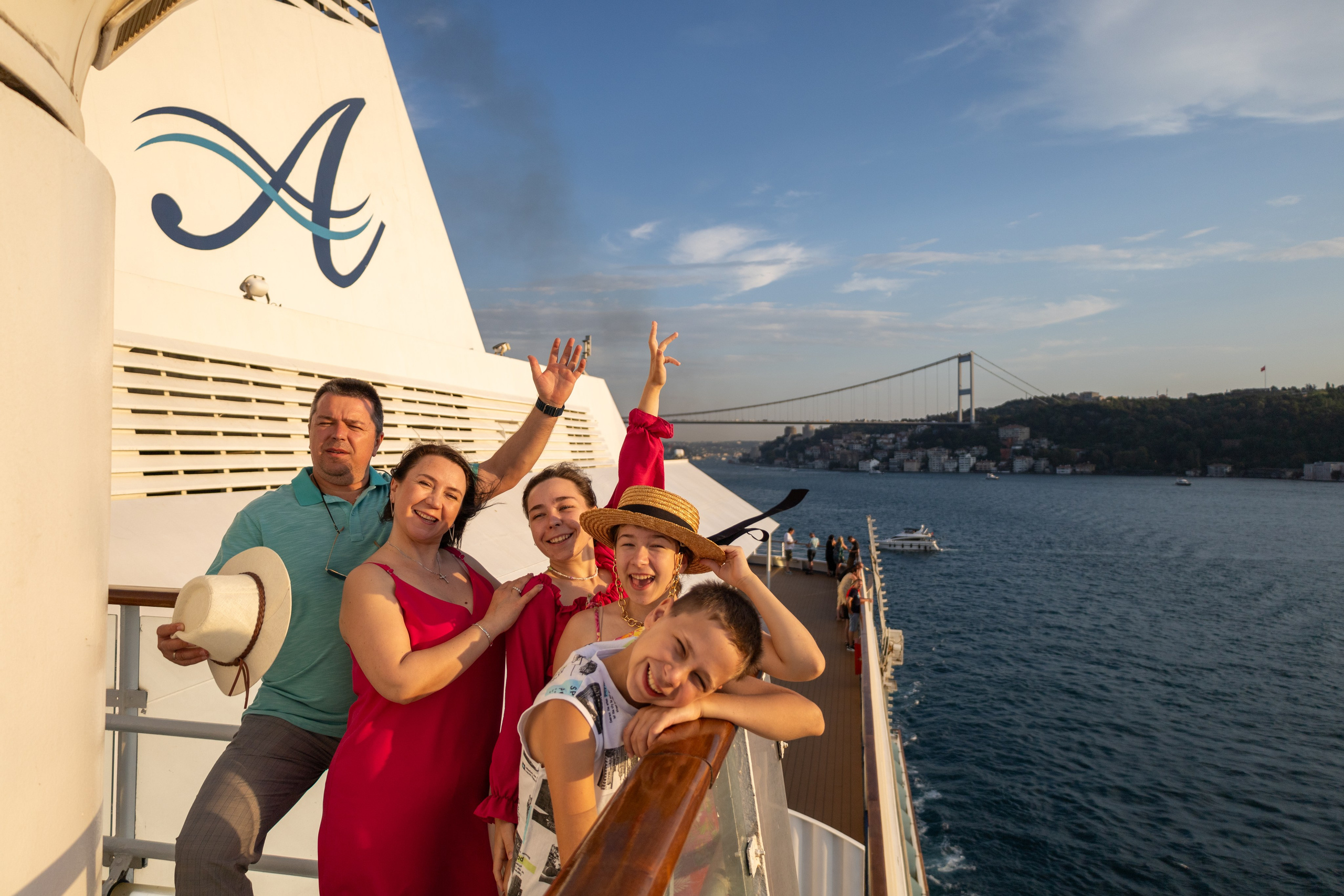 Фотограф Елизавета Рыженко на круизном лайнере Астория Гранде. Фотограф — психолог Сочи, Краснодар, Москва