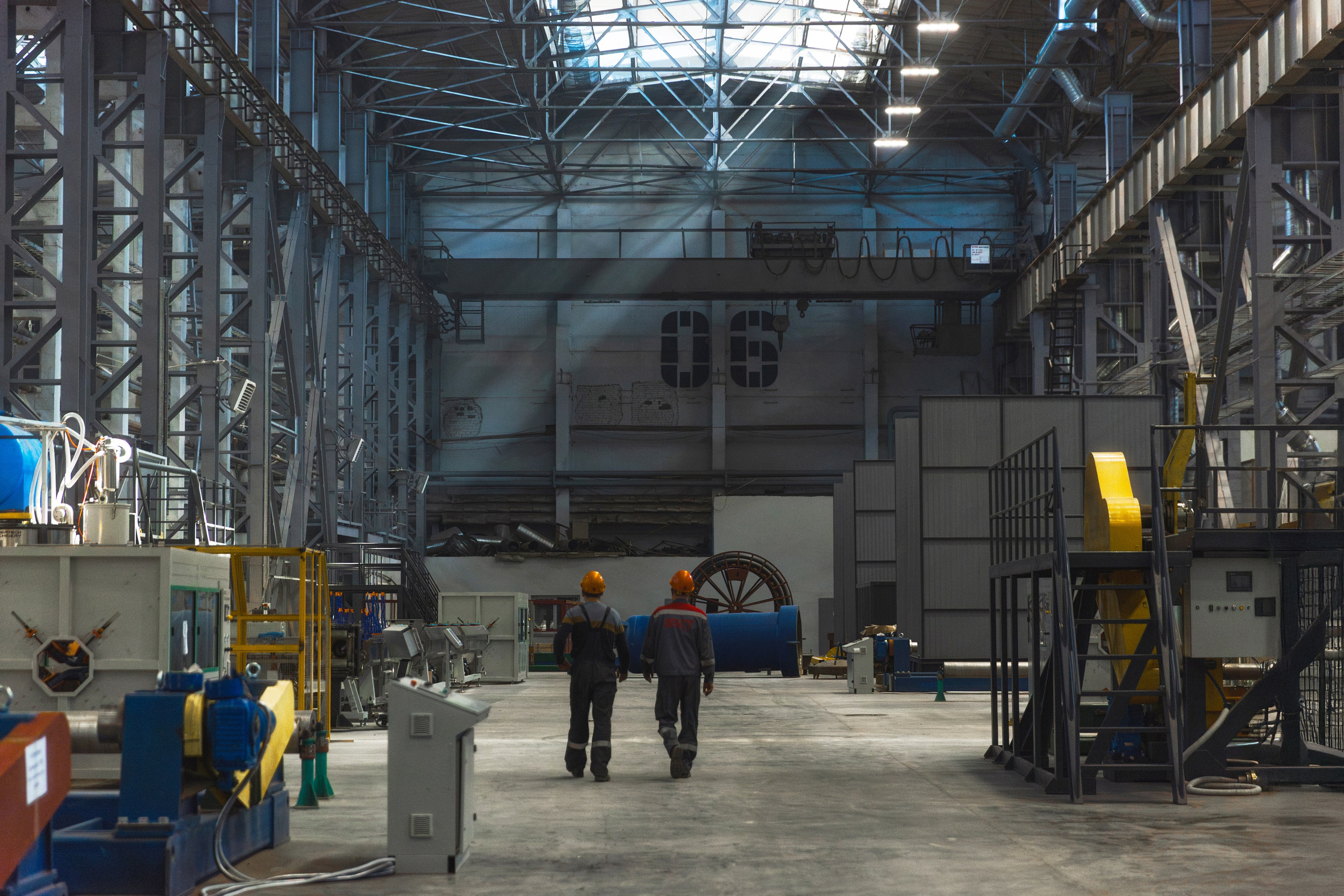 Промышленные фотографии завода Псковэлектросвар | Производство сварочного оборудования