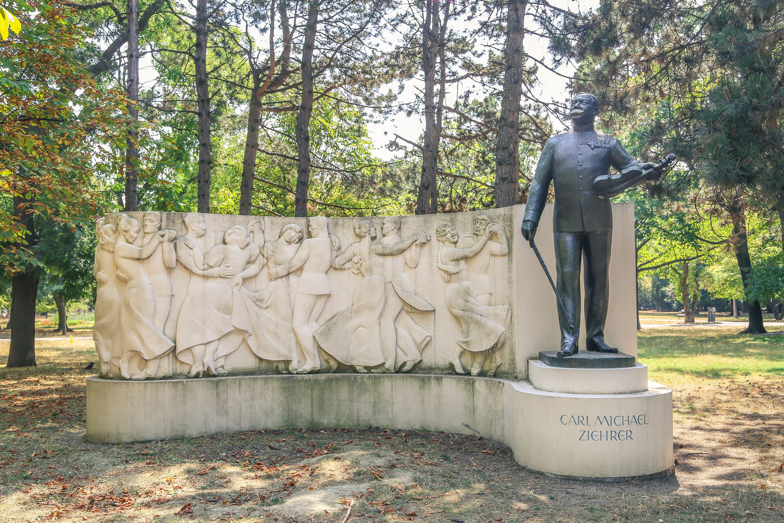 Австрия: Вена — Ратуша и Парламент, Пратер, Аугартен. Дарья Письменюк / Darya Leitstern — фотограф, музыкант, журналист, путешественник