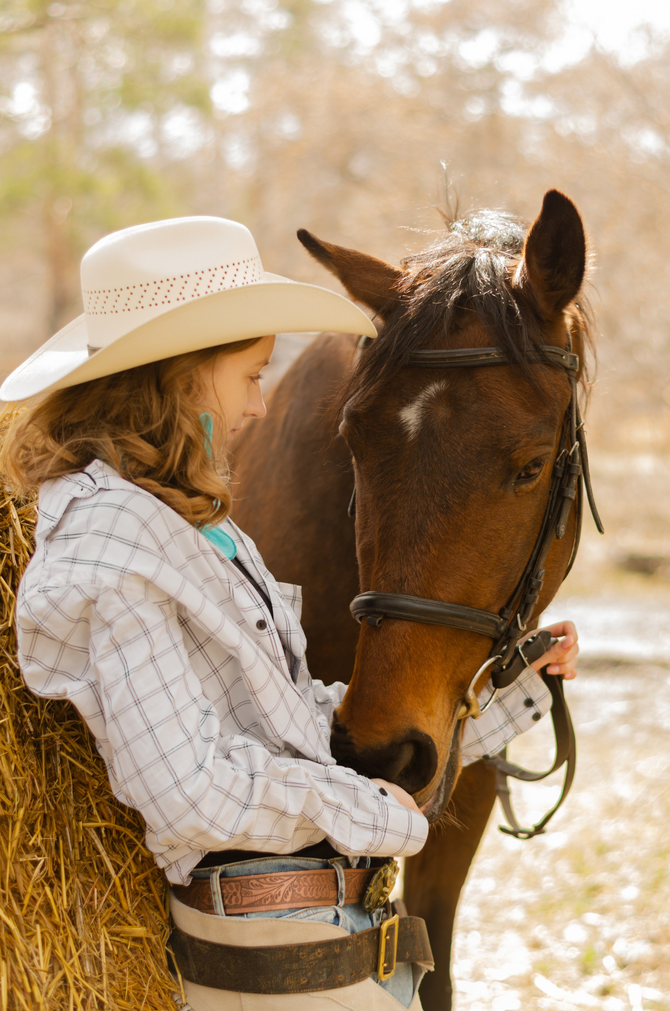 Ковбойская девчонка. Фотограф Марина Доглядная Челябинск фотосессии с лошадьми, мотоциклами