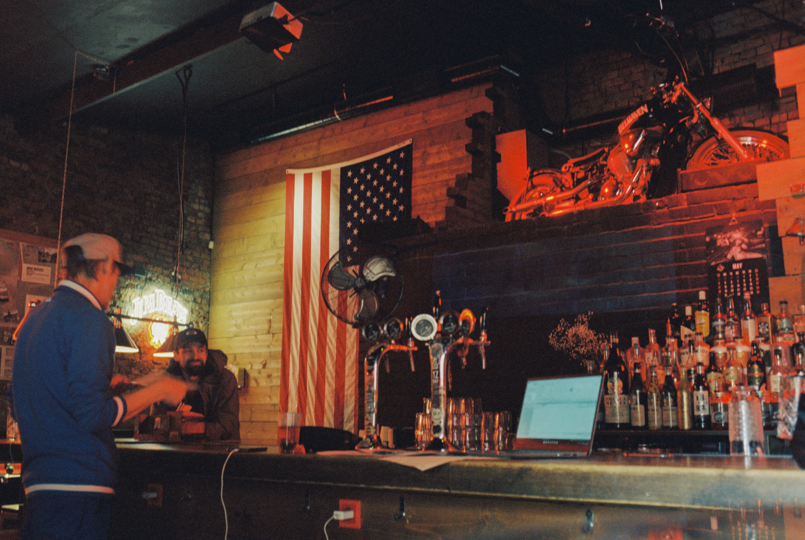 Плёночная весна 2025. Илья Михачёв Фотограф ПРО людей