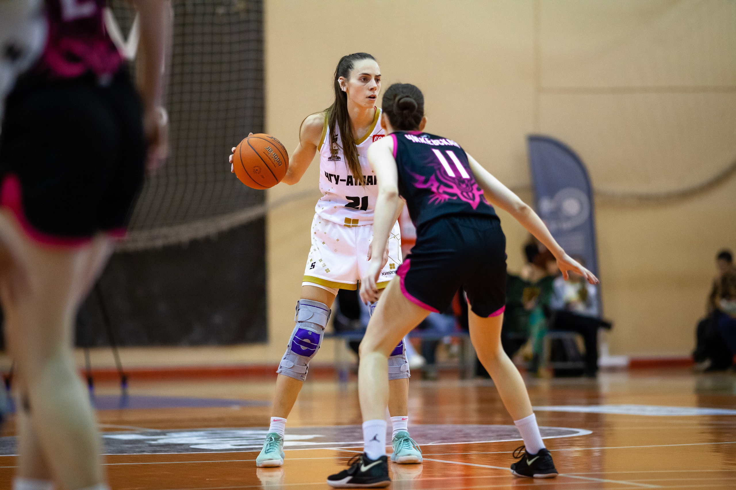 ЧГУ-Атланта — Ростов-ЮФУ / 1 игра. Фотография