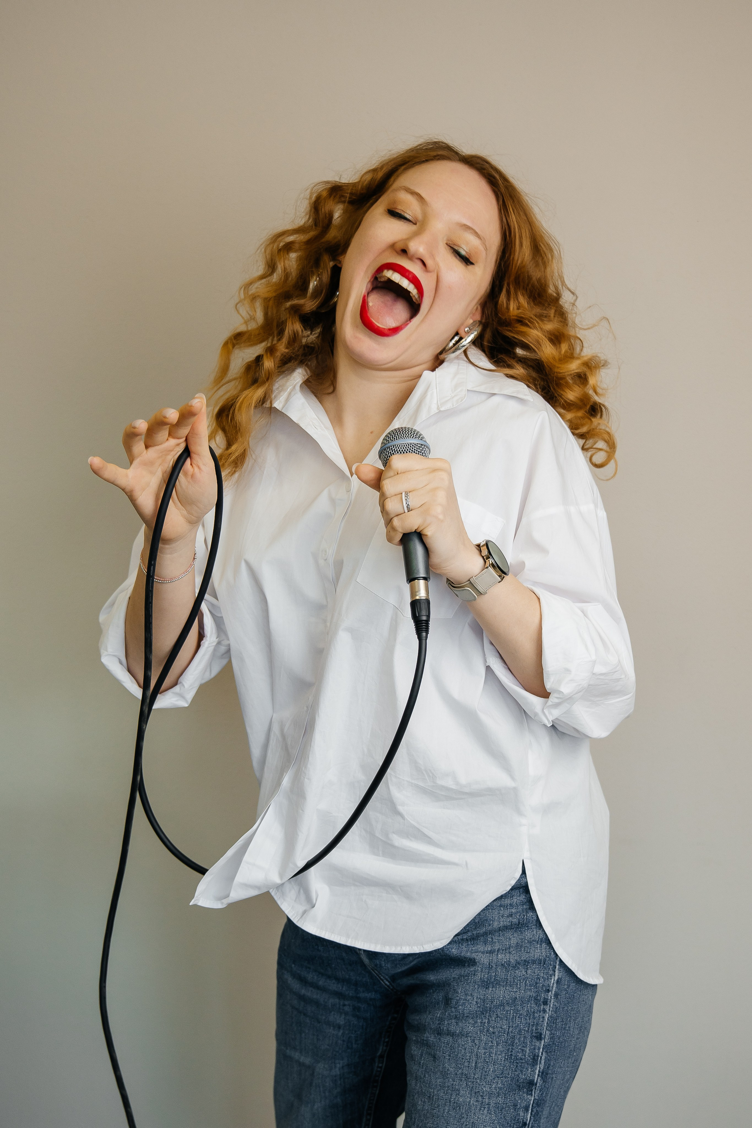 Конент фотографии для вокальной студии. Предметный фотограф в Горячем Ключе Вера Швец