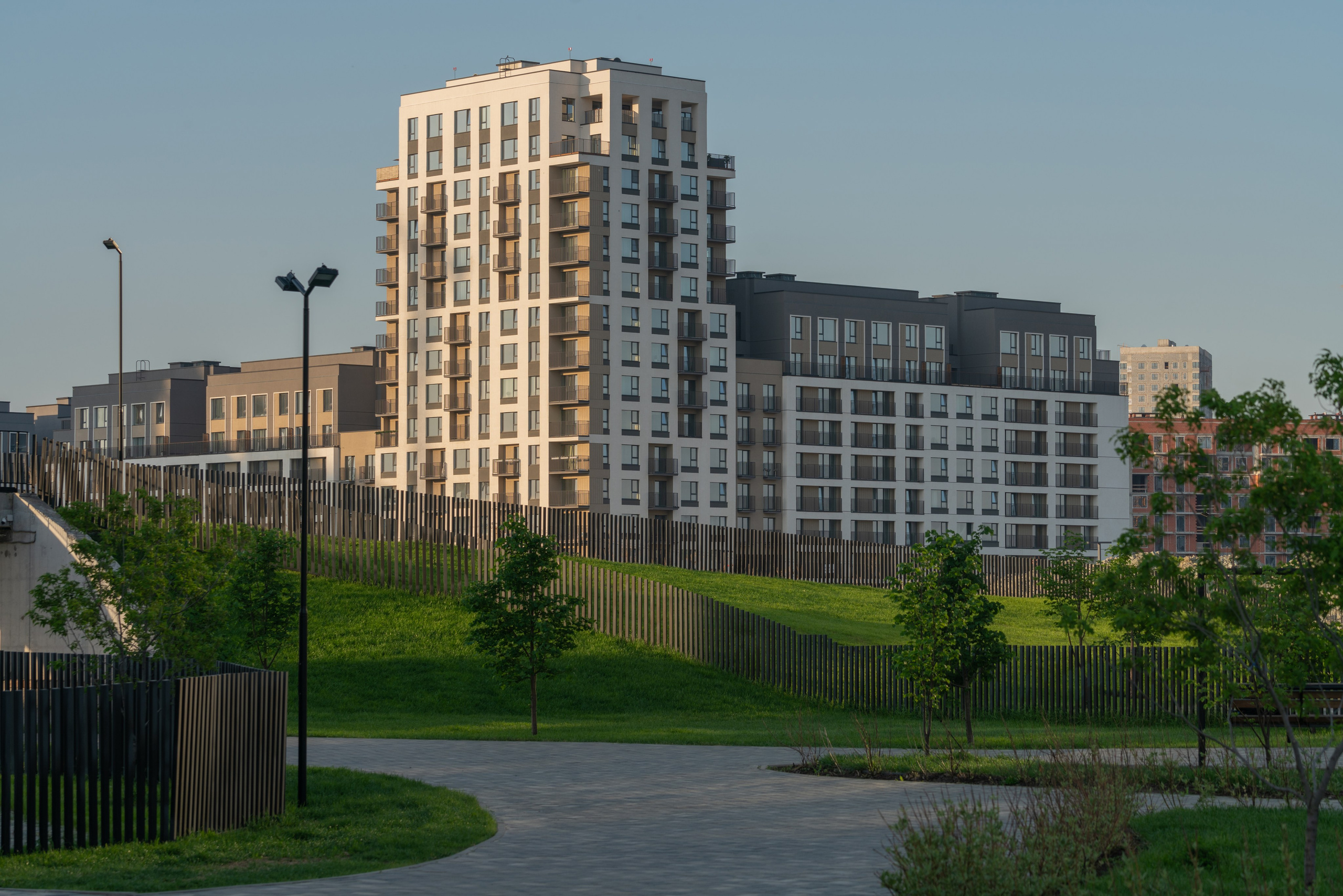 На Академическом | Брусника. Архитектурный фотограф Кирилл Цыбенко. Работаю в Москве, по всей России и Миру