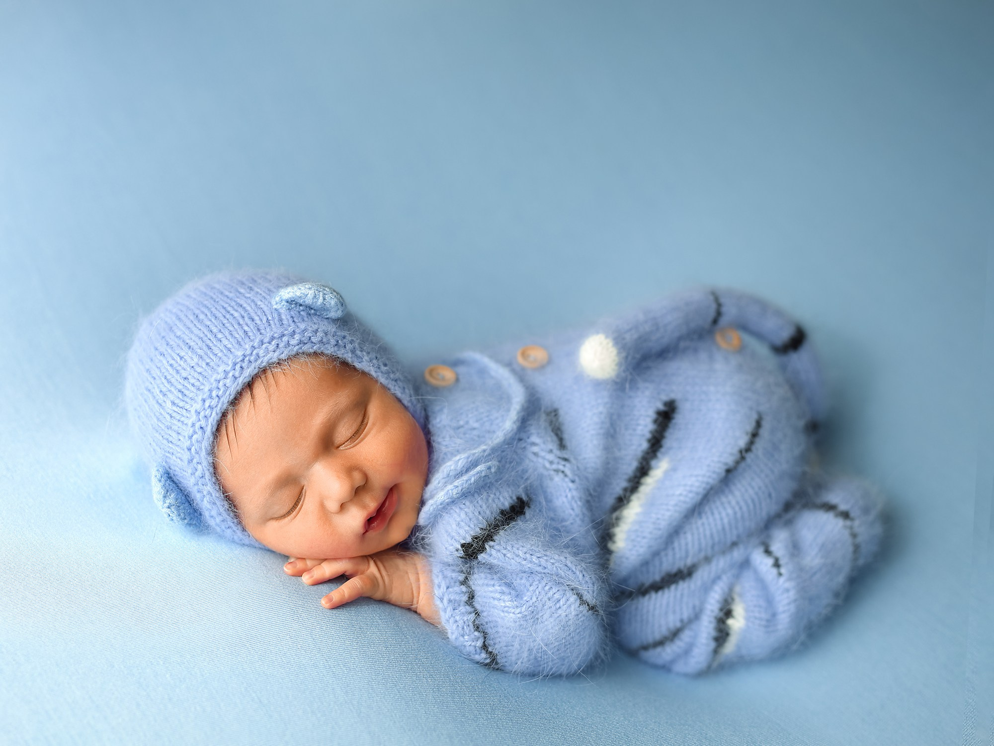 Newborn. Фотограф новорождённых в Казани Нейля Гильмутдинова ньюборн