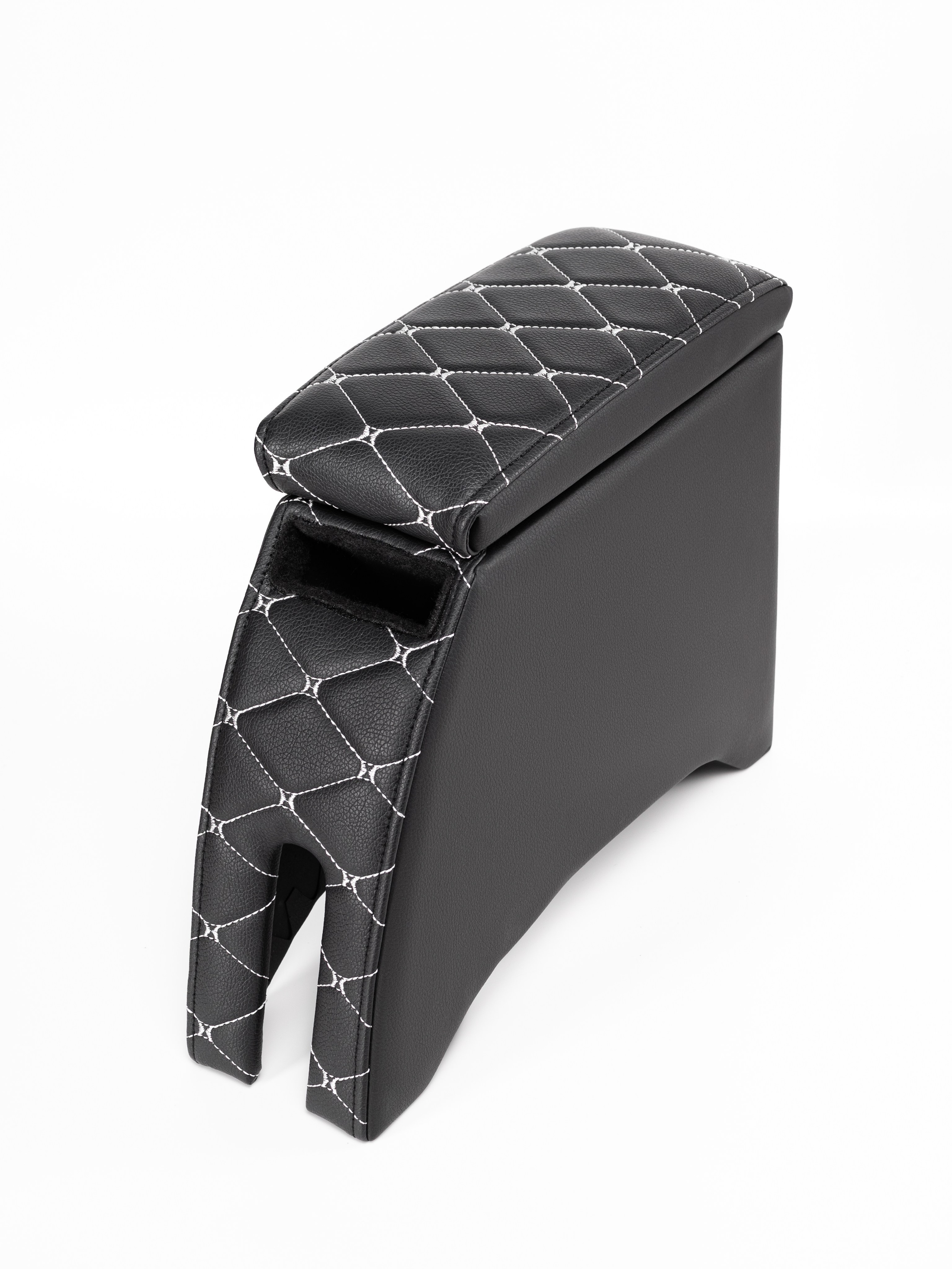 Автоподлокотники предметка стёганые серия 3. Предметный фотограф, фото для маркетплейсов Пятигорск, КМВ