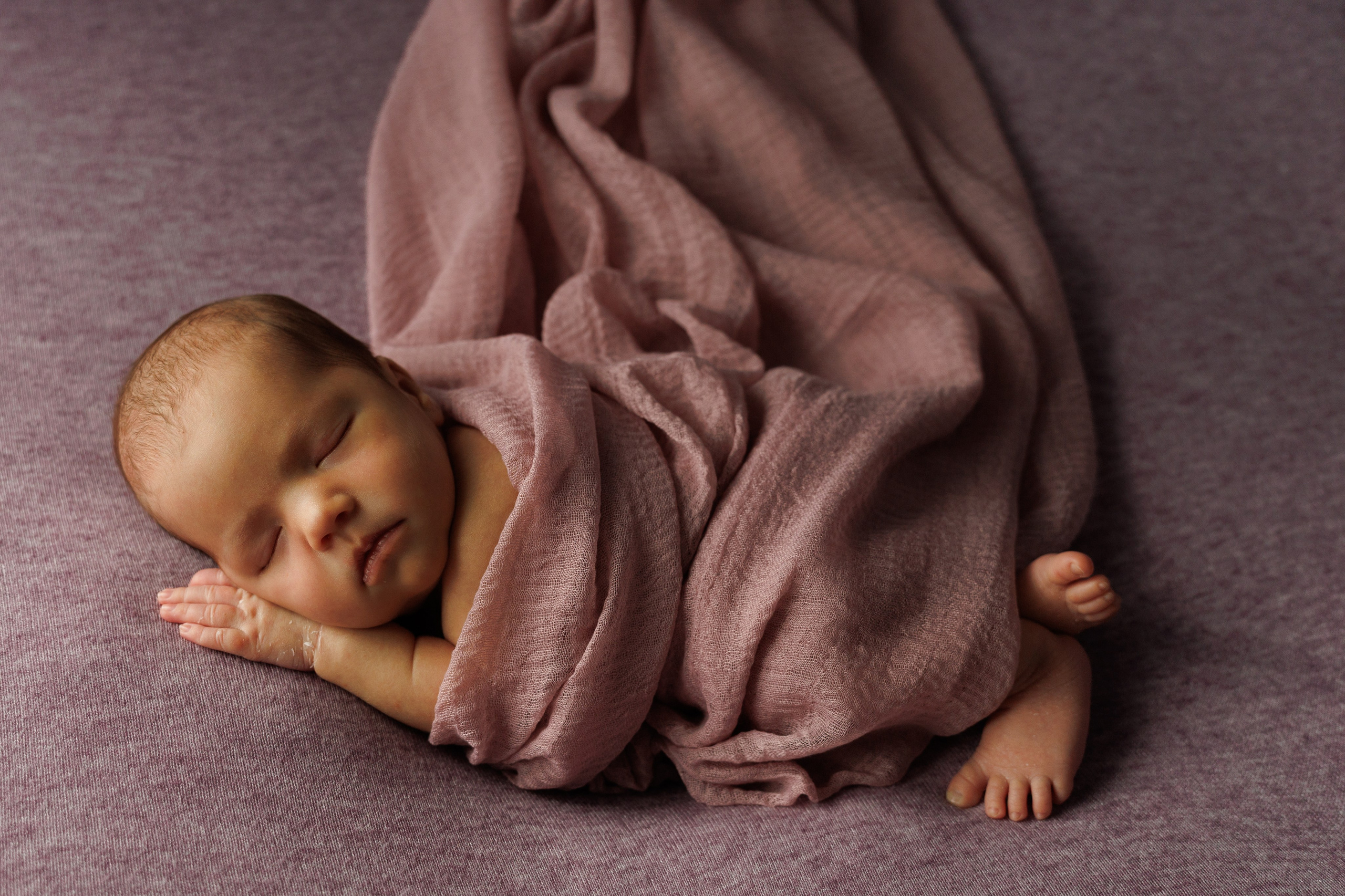 семейная фотосессия с новорожденным 