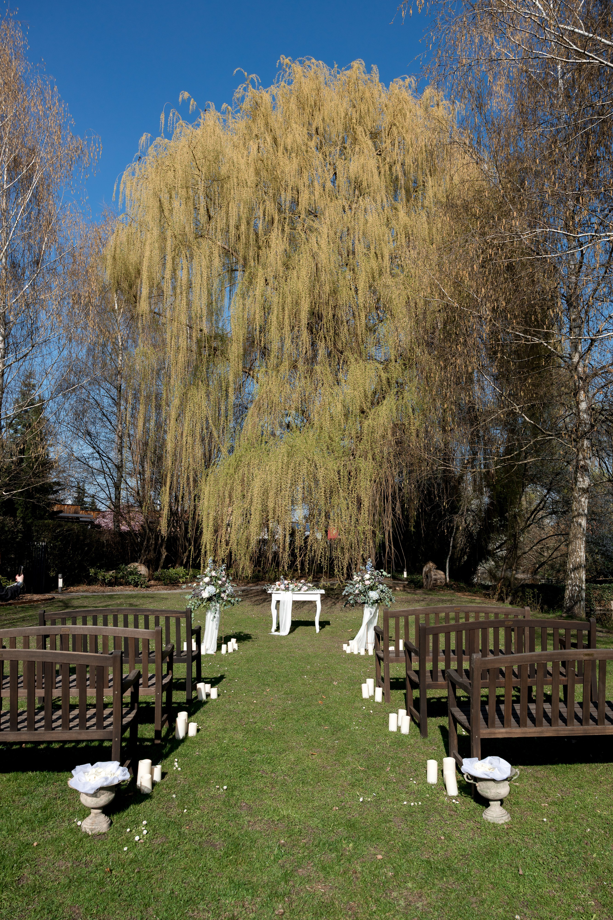 Vaclav & Kanokpan. Wedding photographer Europe