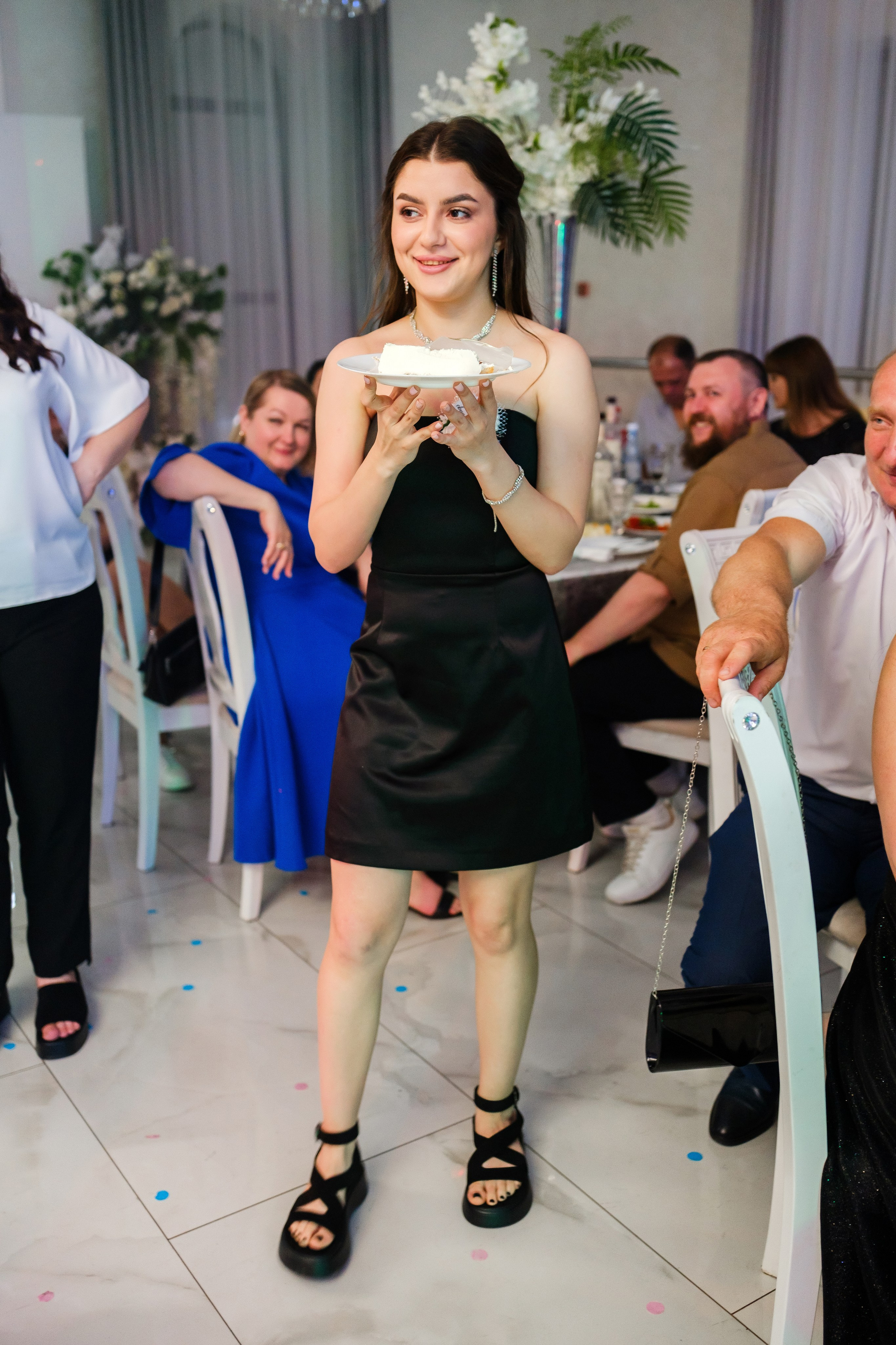 Тазабег и Диана. Свадебный фотограф | репортаж | праздники | крещение