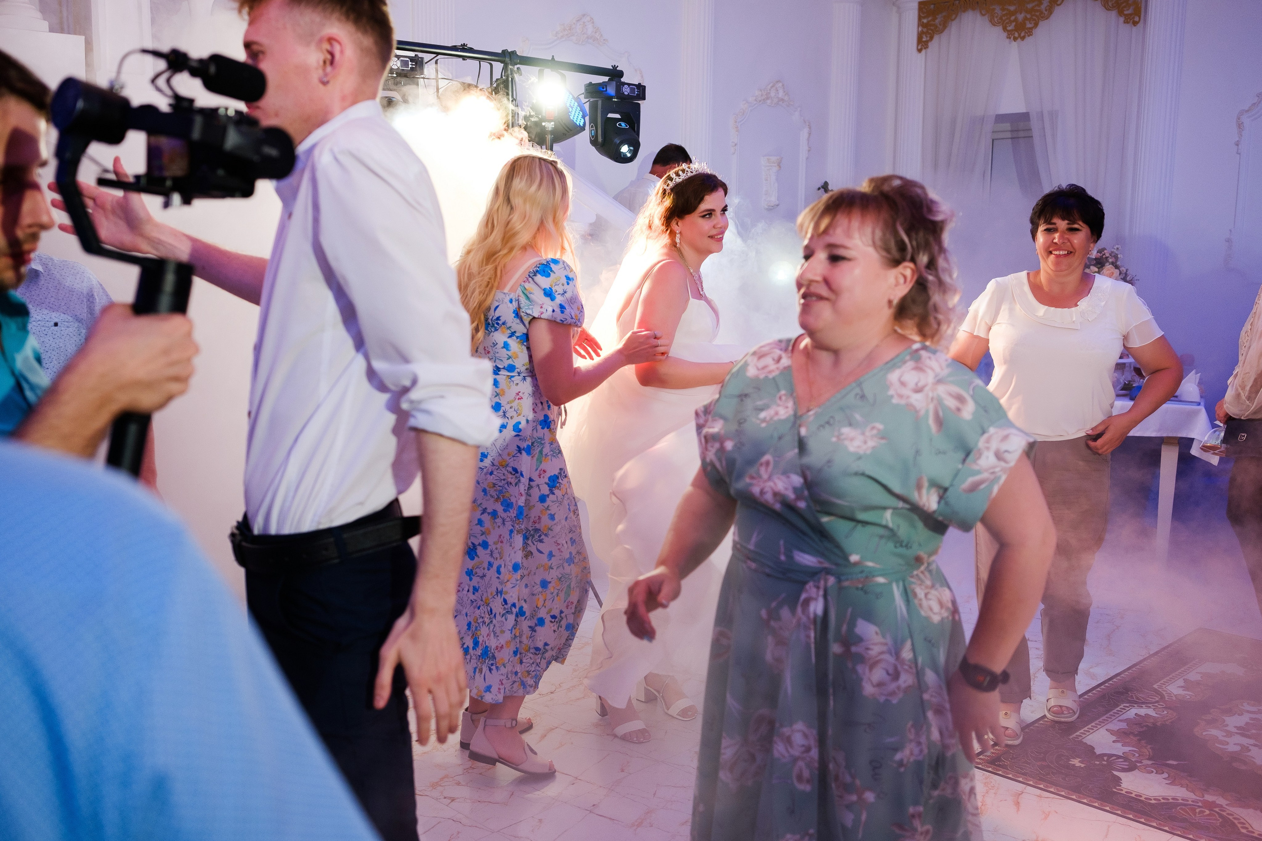 Сергей и Яна. Свадебный фотограф | репортаж | праздники | крещение