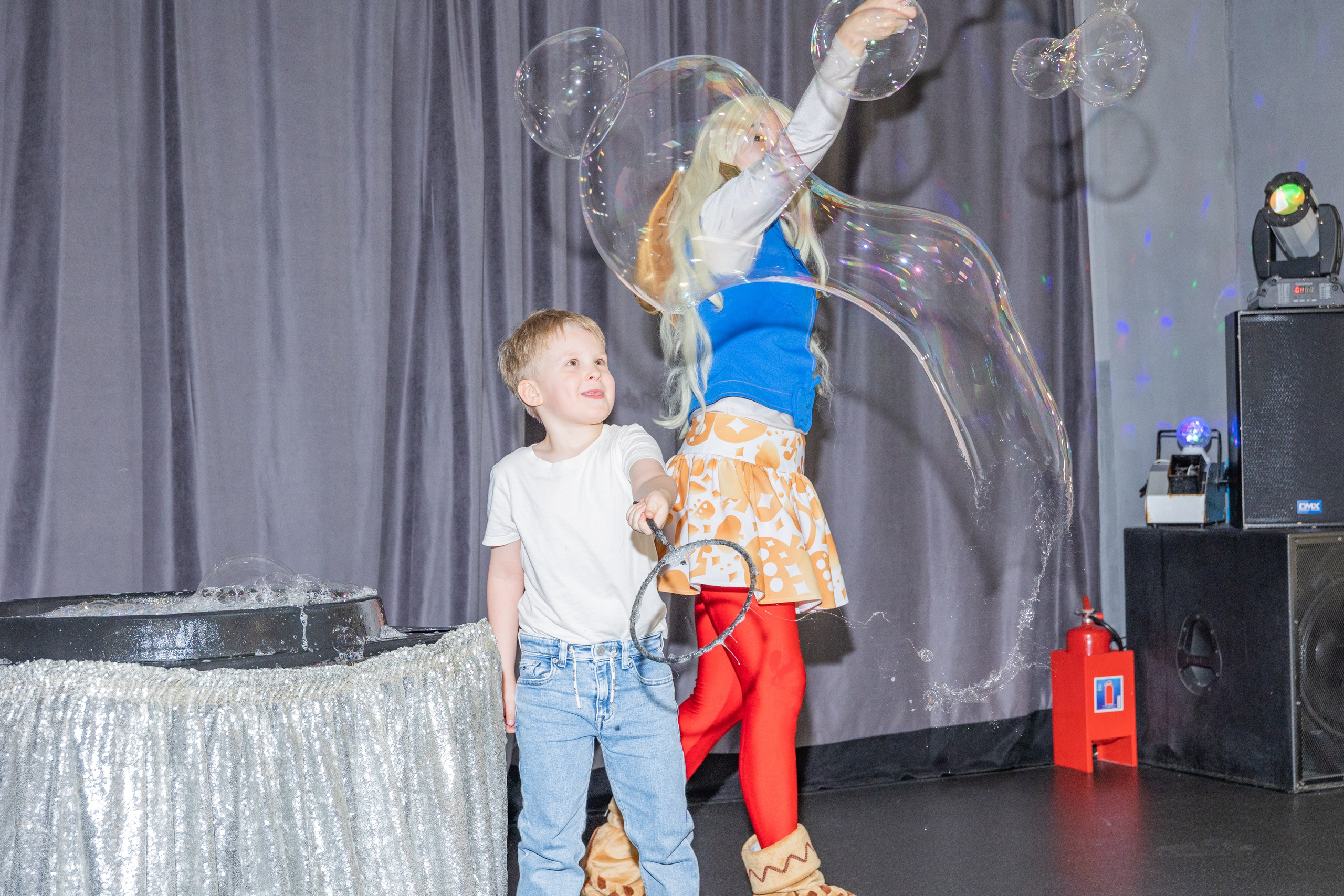 День Рождение Есении в Rabbit Holl. Выпускные альбомы во Владивостоке