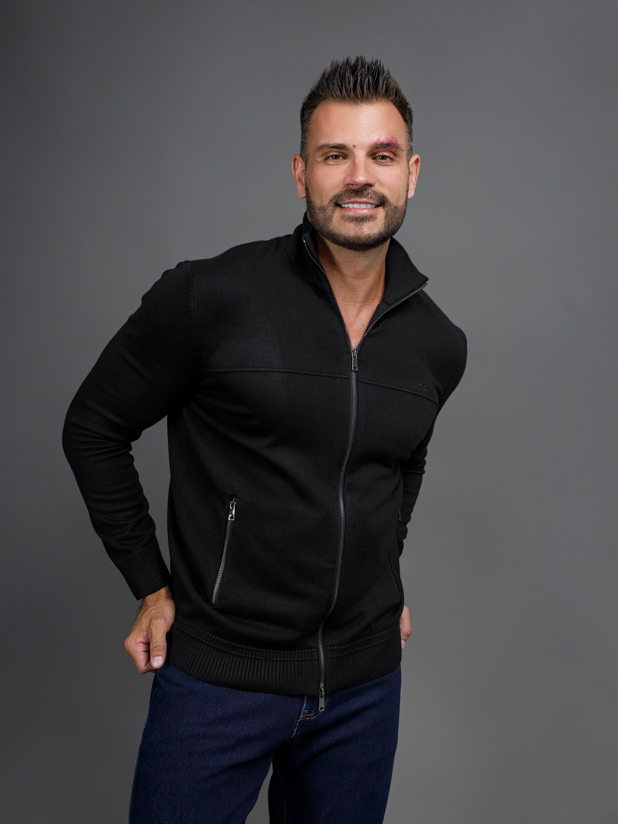 Съёмки для маркетплейсов. Свадебный, семейный, интерьерный фотограф в Краснодаре Денис Голощапов