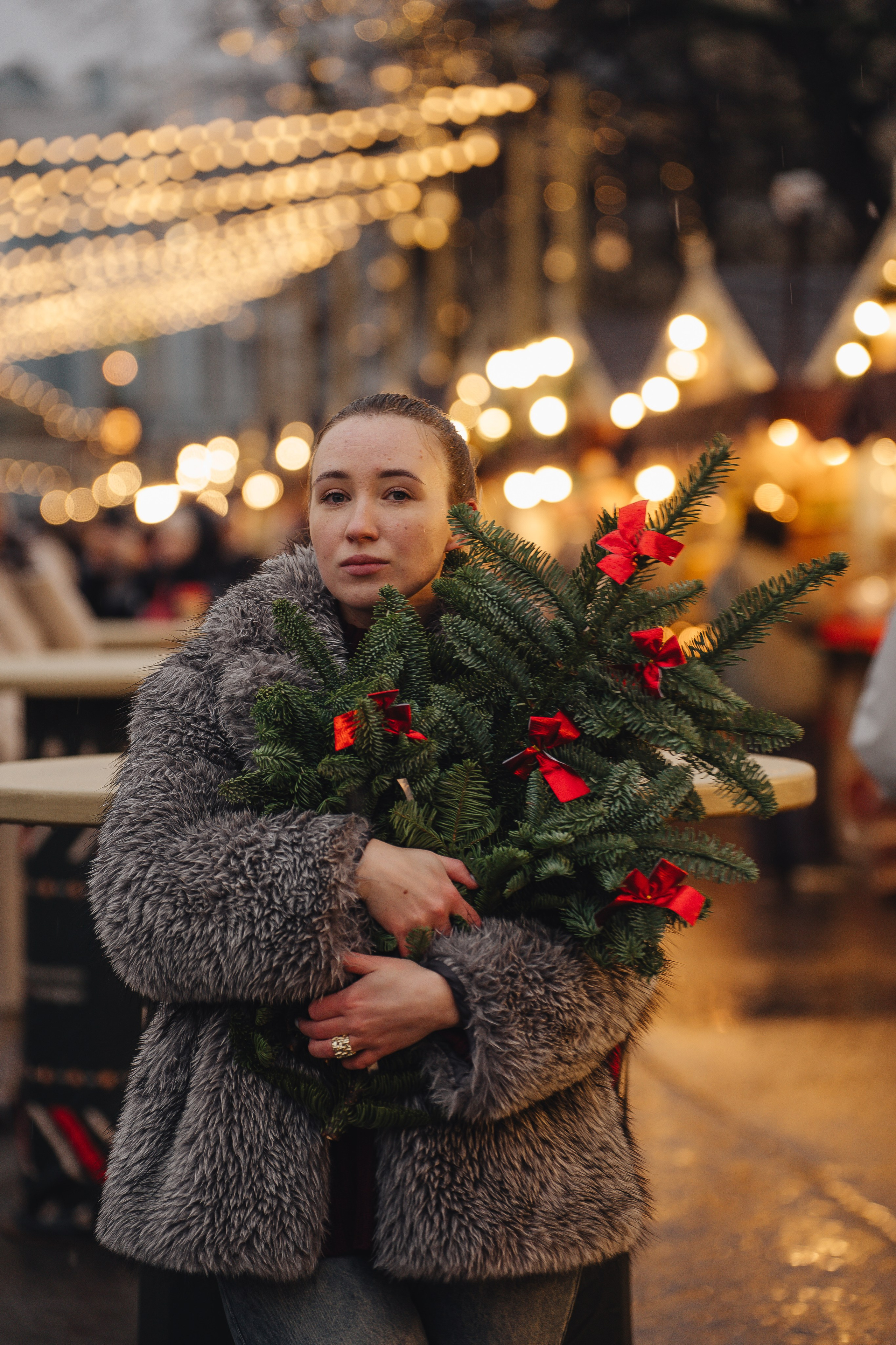 ПРОГУЛКА НА МАНЕЖНОЙ ПЛОЩАДИ ДЛЯ ДЕВУШКИ ПЕРЕД НОВЫМ ГОДОМ (НОВОГОДНЯЯ ФОТОСЕССИИЯ НА МАНЕЖНОЙ ПЛОЩАДИ). Профессиональный фотограф, Санкт-Петербург — Виктория Богомолова