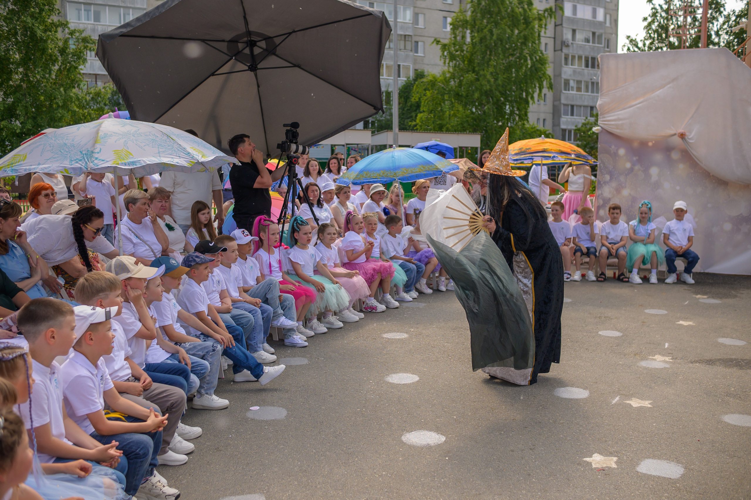 Репортаж выпускного группа «Фантазёры» 3 садик. Фотограф новорожденных, семейный детский в Тюмени Татьяна Морозова