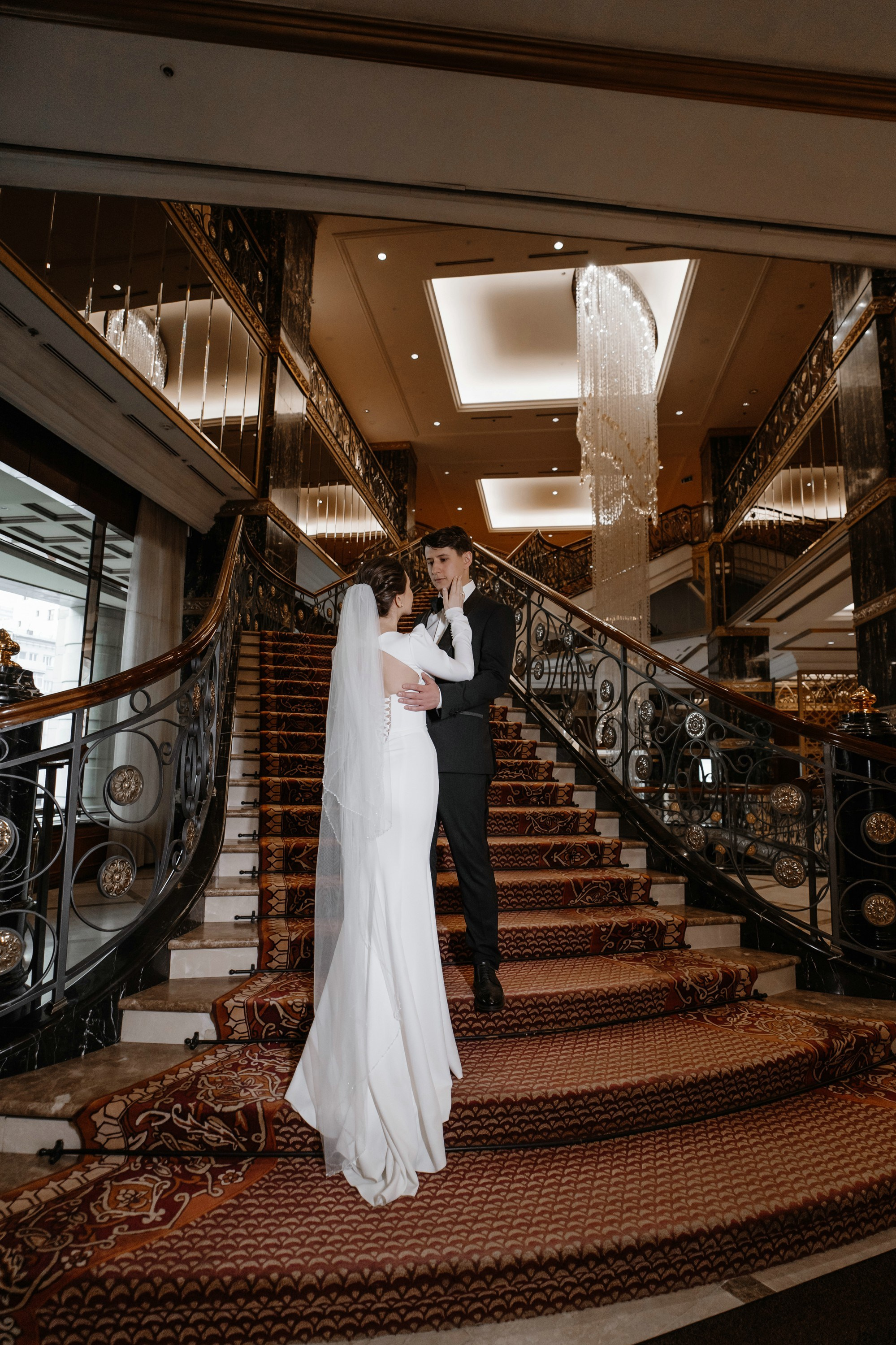 Фотосессия свадьбы в Lotte Plaza. Свадебный и семейный фотограф в Москве Светлана Зоткина