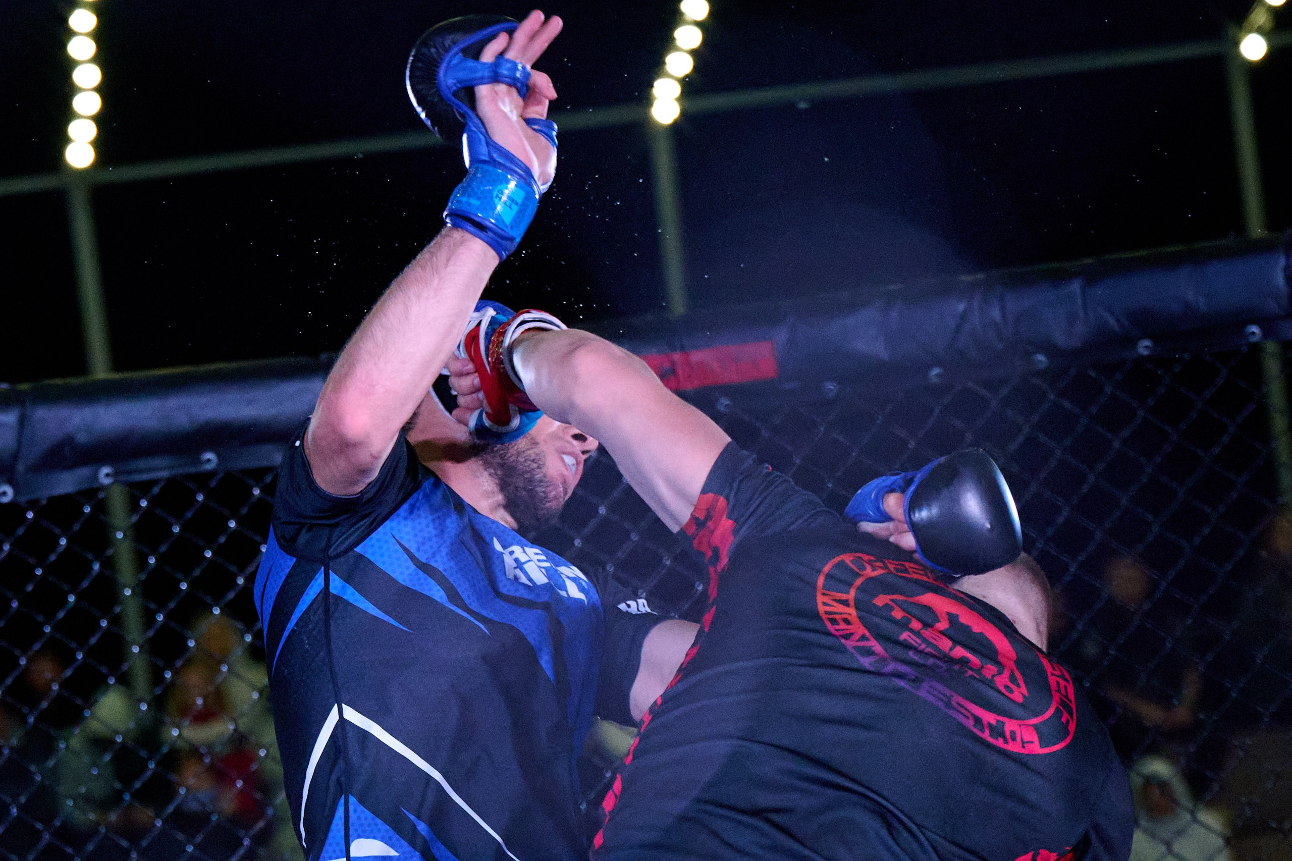 ММА. Битва на Иже-4. Спортивный репортажный фотограф в Ижевске Сергей Мерзляков