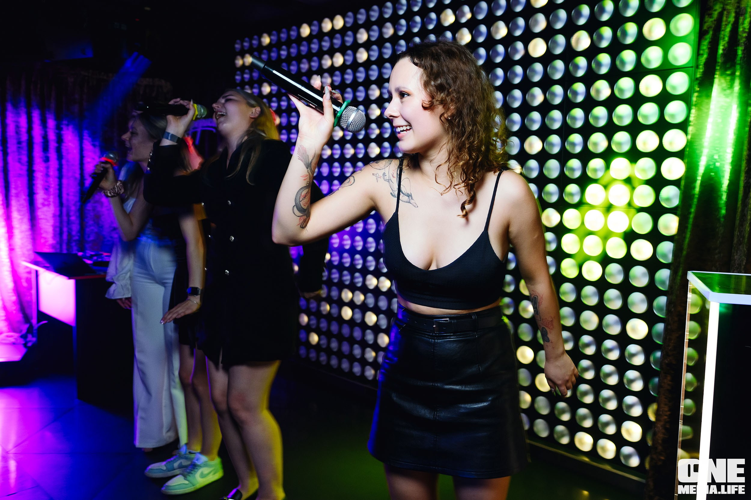 Фоторепортаж из караоке-клуба Эйфория. One Media Life: фоторепортажи, фотоотчеты с мероприятий и заведений