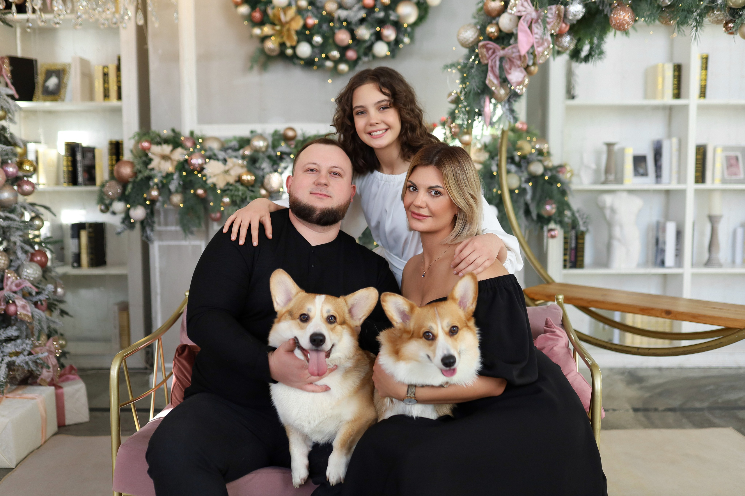 Семейная съёмка с коржиками. ФОТОГРАФ ХАБАРОВСК АНАСТАСИЯ РАЧЕНКОВА
