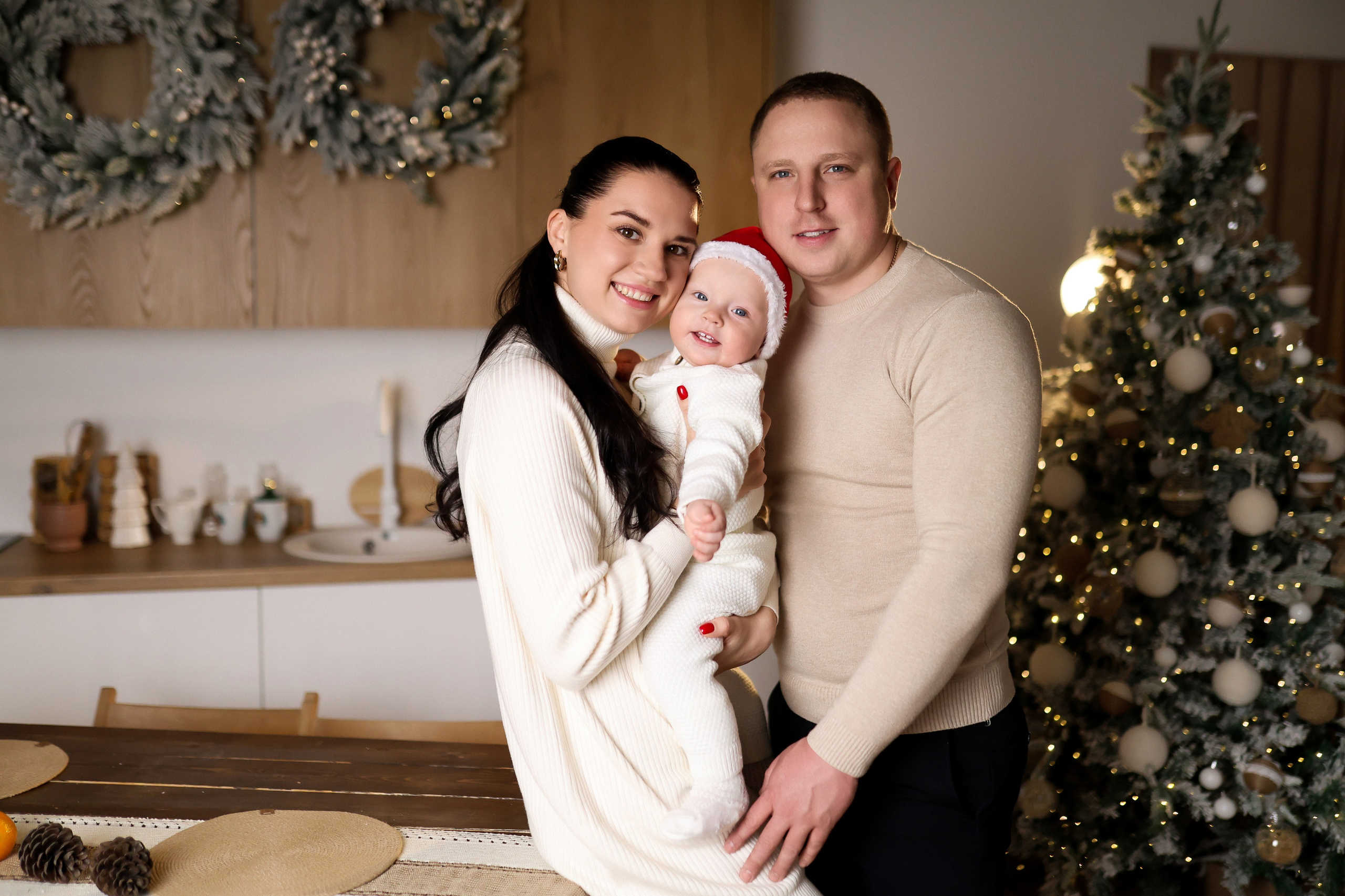Семейная съёмка студия Спутник. ФОТОГРАФ ХАБАРОВСК АНАСТАСИЯ РАЧЕНКОВА