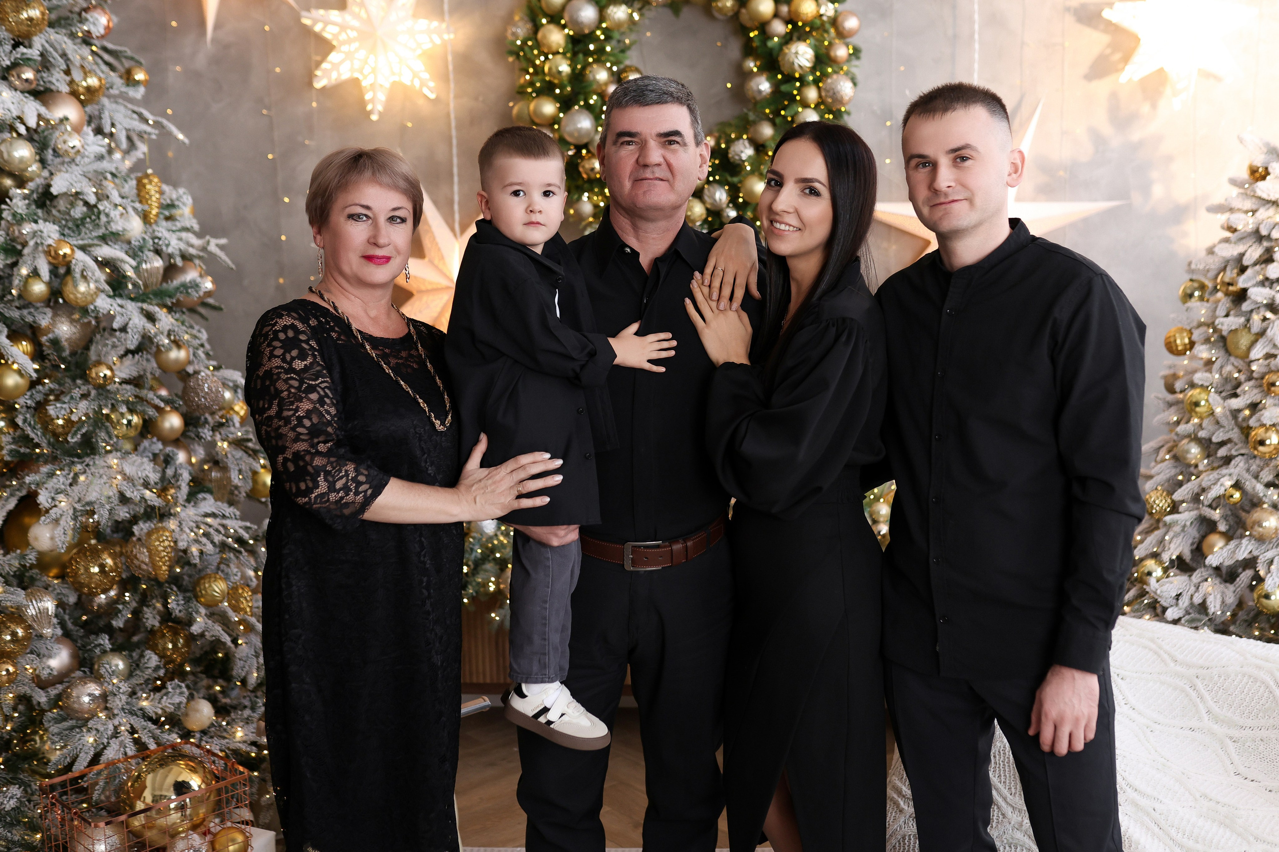 Семейная съёмка зал Лофт. ФОТОГРАФ ХАБАРОВСК АНАСТАСИЯ РАЧЕНКОВА