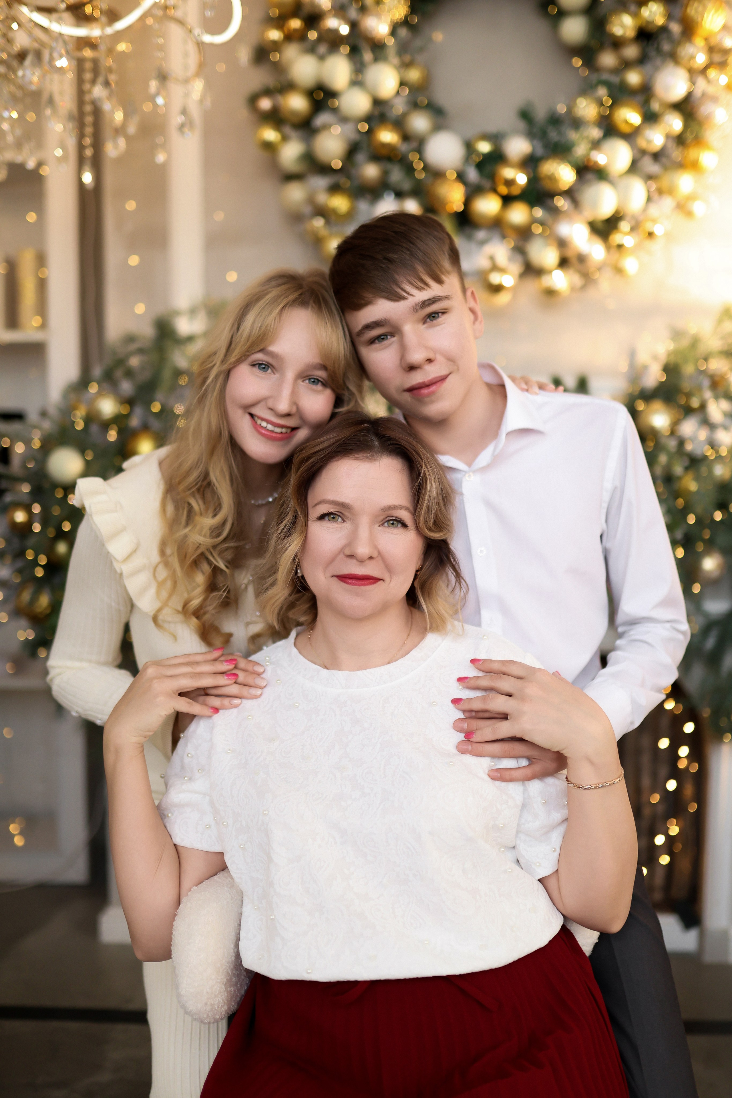 Семейная съёмка зал Флет. ФОТОГРАФ ХАБАРОВСК АНАСТАСИЯ РАЧЕНКОВА