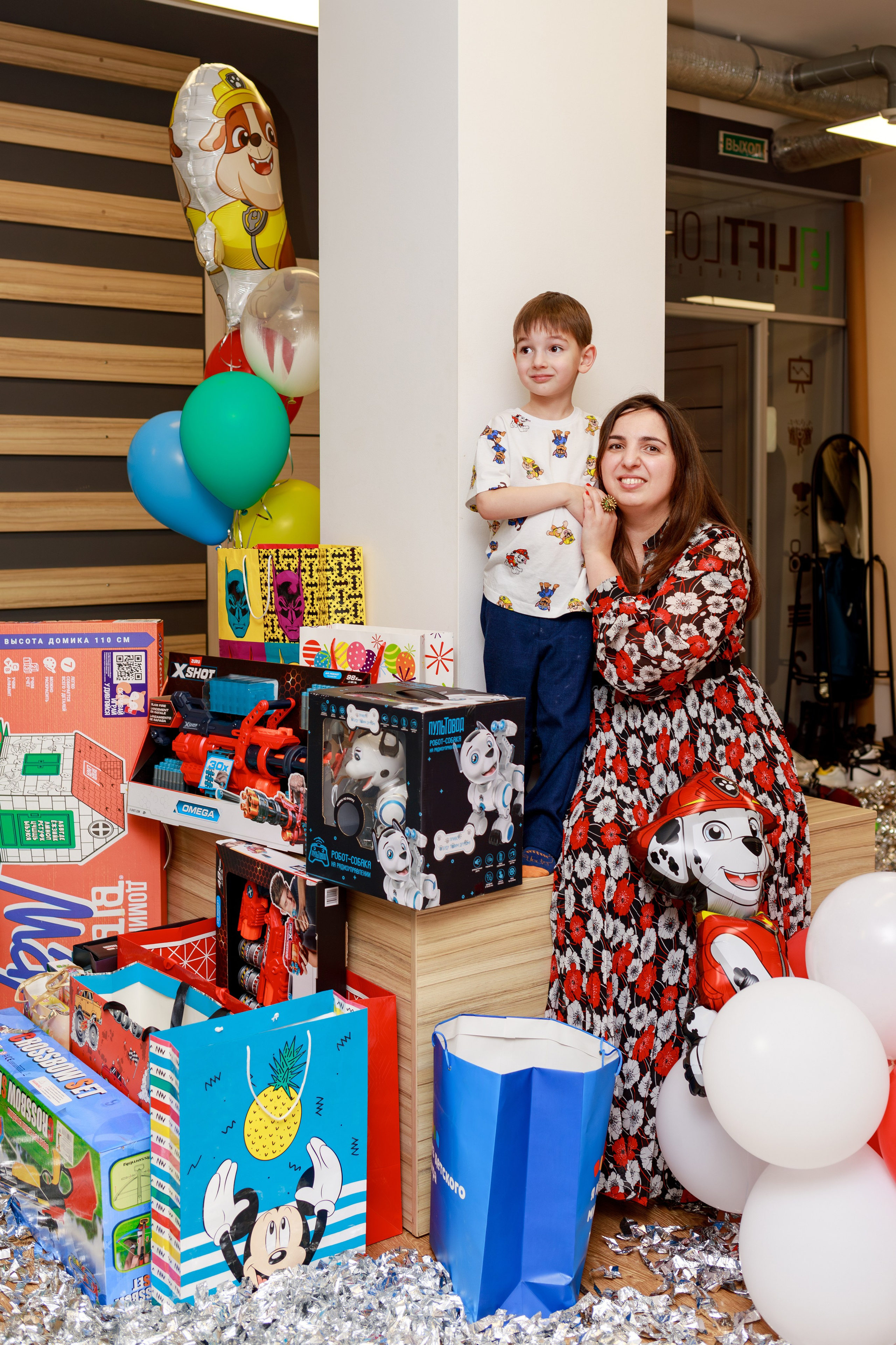 День рождения Ильи в Лифт лофт. Семейный и детский фотограф в Краснодаре Ирина Лаврецкая